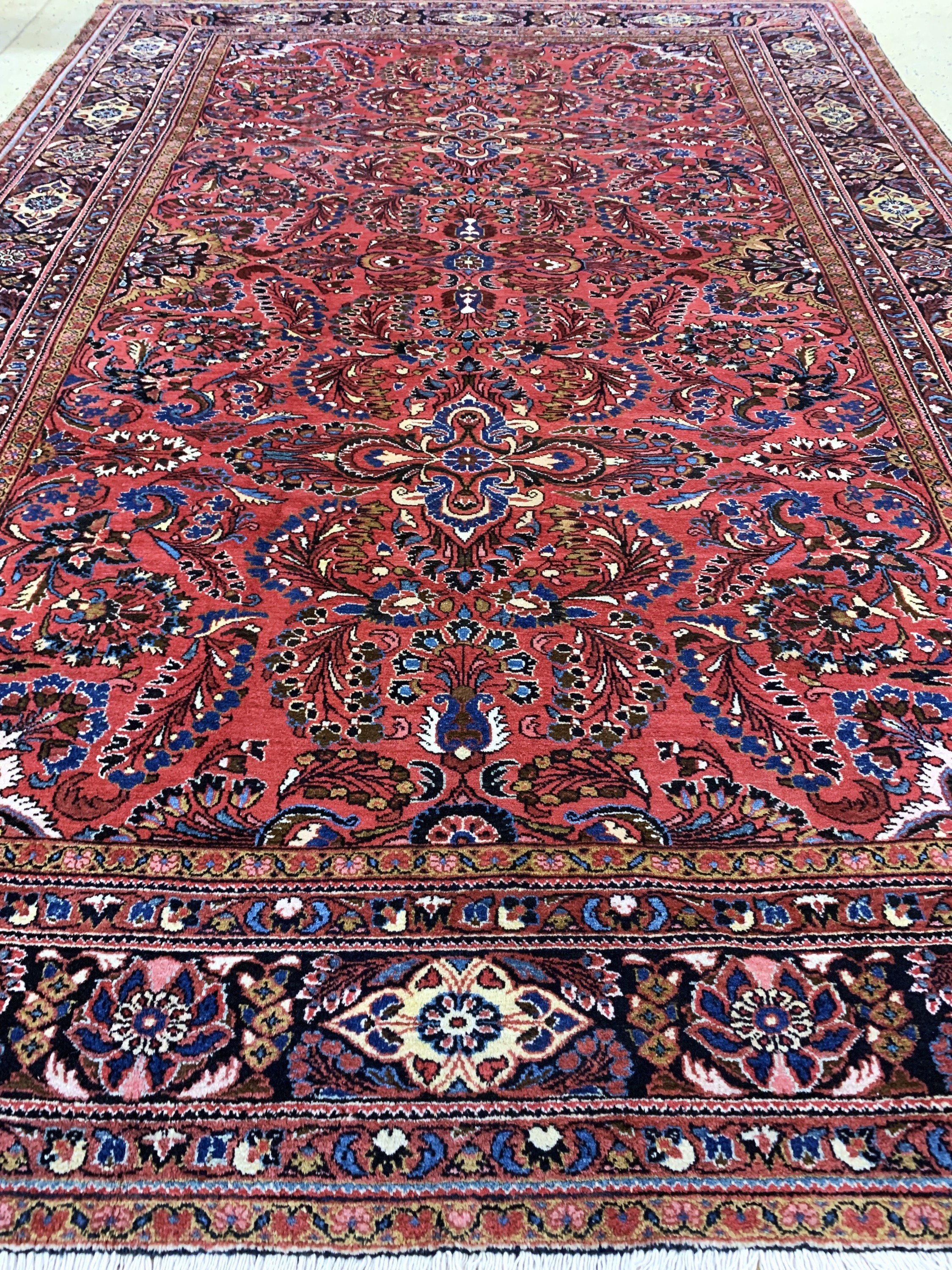 Detail f: Lilian alt, Persien, Mitte 20.Jhd, Wolle auf Baumwolle, ca. 335 x 250 cm, EHZ: 2(restauriert).