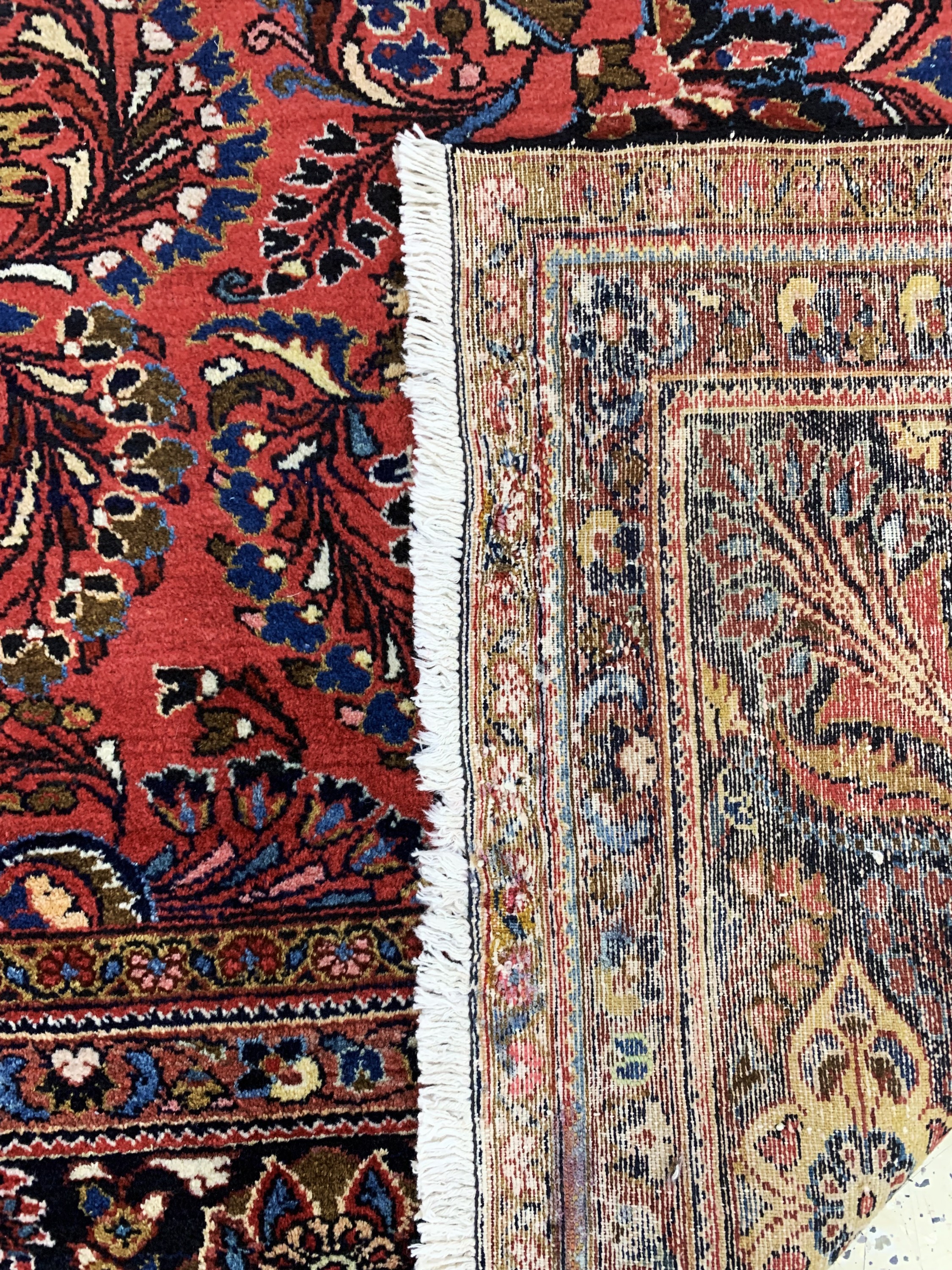 Detail g: Lilian alt, Persien, Mitte 20.Jhd, Wolle auf Baumwolle, ca. 335 x 250 cm, EHZ: 2(restauriert).