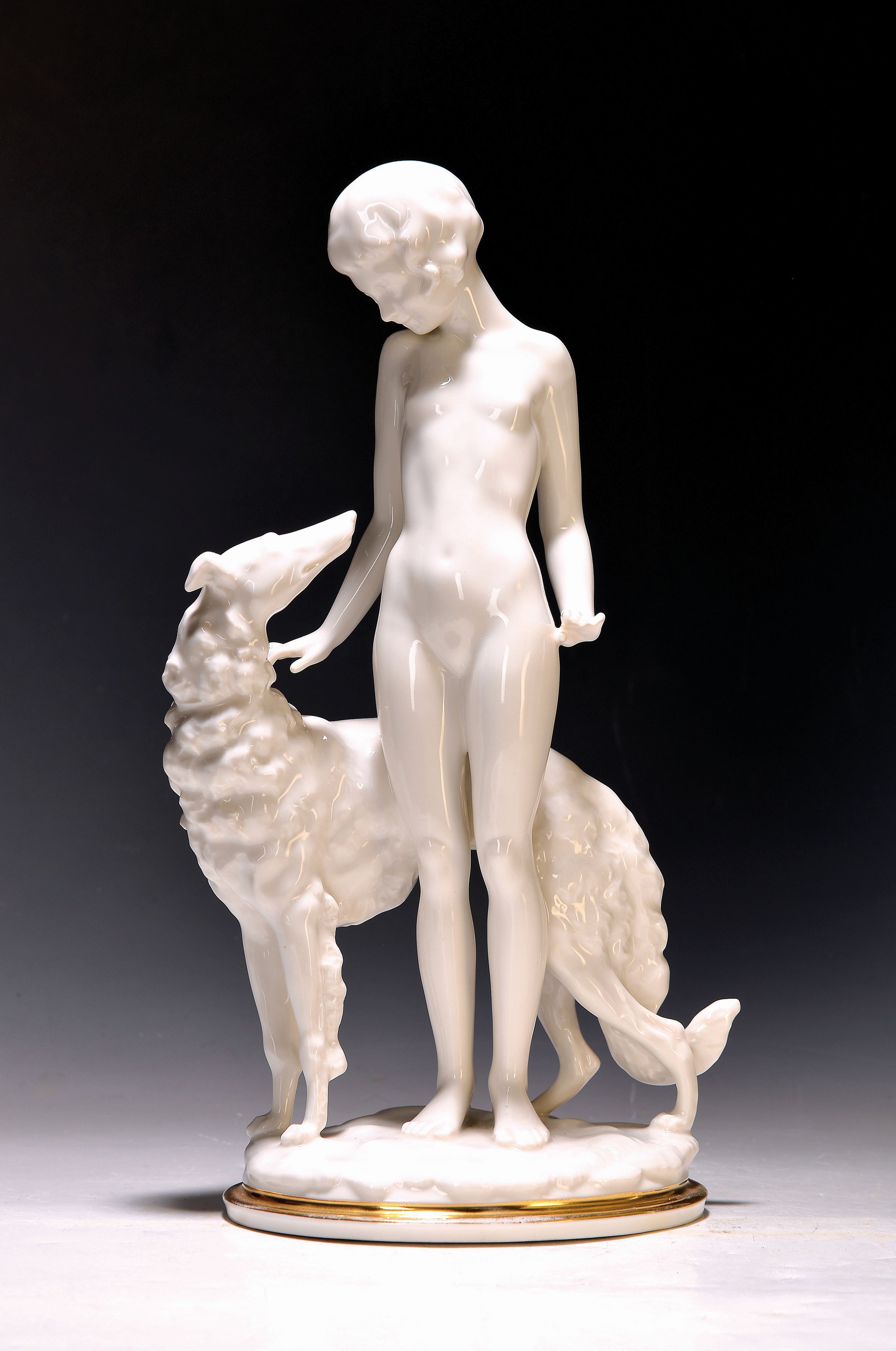 Porzellanfigur Mädchen mit Barsoi, Hutschenreuther, Kunstabteilung Selb, 1955 -1968, Entw. Carl Werner, Weißporzellan, Sockel mit Goldrand, auf ...