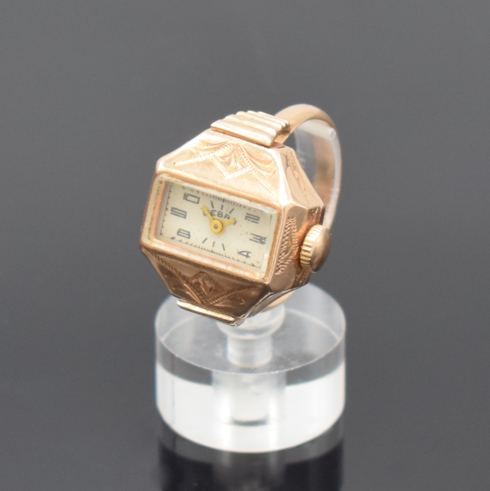 Ringuhr in RG 583/000, Russland um 1950, Handaufzug, 2-teil. Geh., silb. Zifferbl. altersbed. pat./fl., Anz. v. Std. und Min., Rundankerw., D. ca. 18 ...