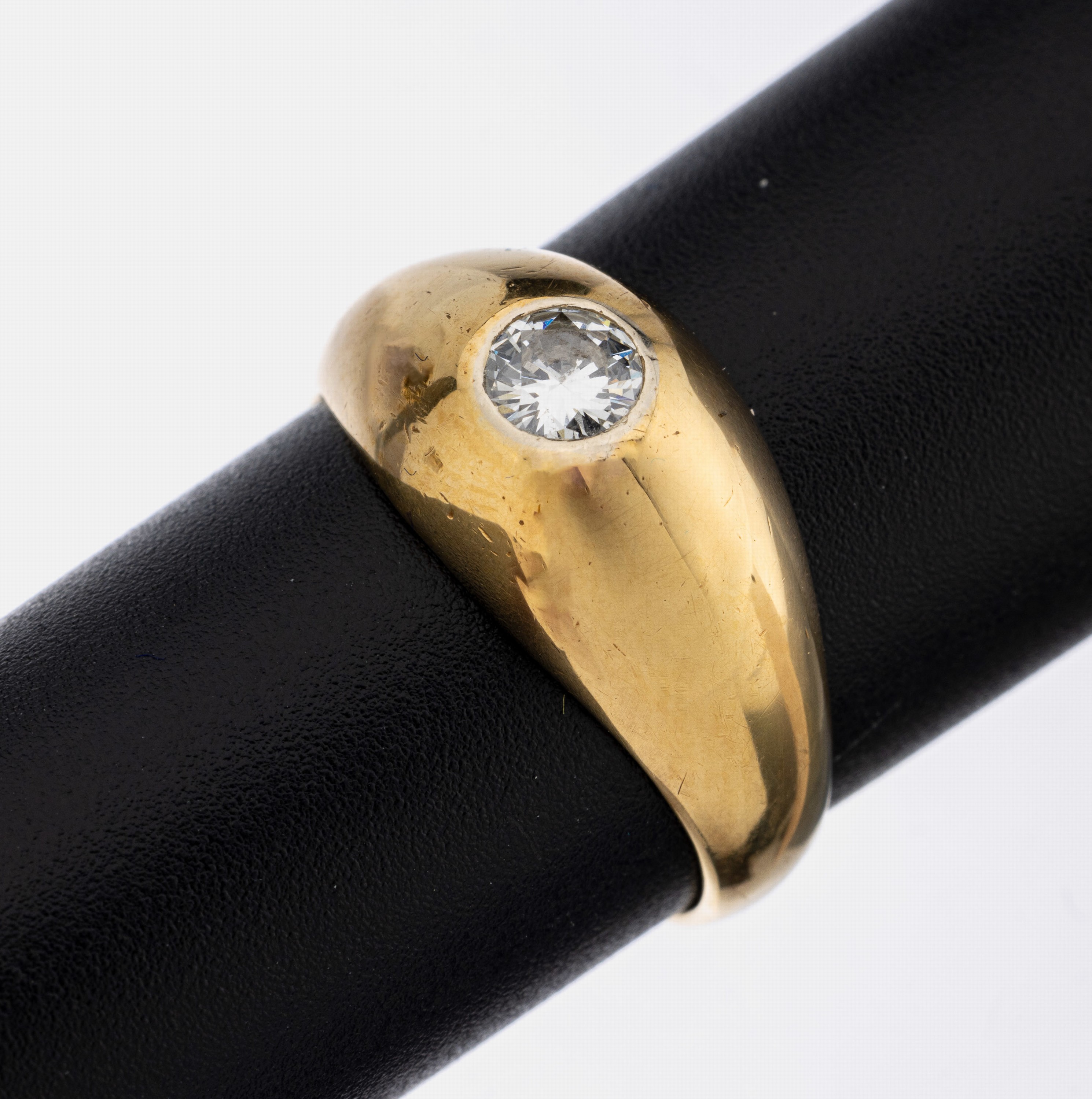 18 kt Gold Brillant-Ring, GG 750/000, Brillant ca. 0.35 ct Weiß/si, RW 56, ca. 9.6 g