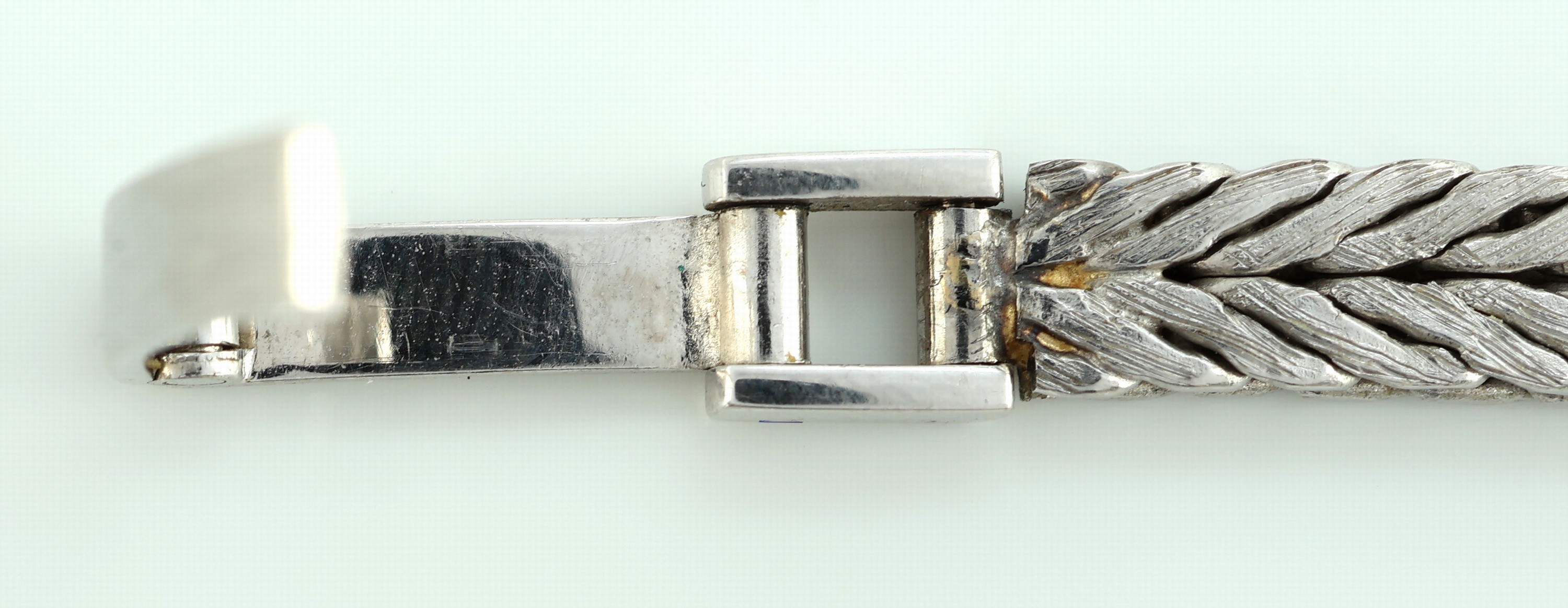 Detail e: 18 kt Gold Damenschmuckuhr mit Brillanten, WG 750/000, 8 8/8-Diamanten und 32 Brillanten zus. ca. 1.50 ct Weiß/si, STOWA, Incabloc Stoßs., ...