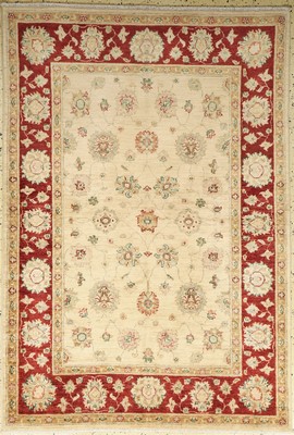 Image Sigler fein, Neu, Wolle auf Baumwolle, ca. 185 x 128 cm Schätzpreis: 1550, - EUR