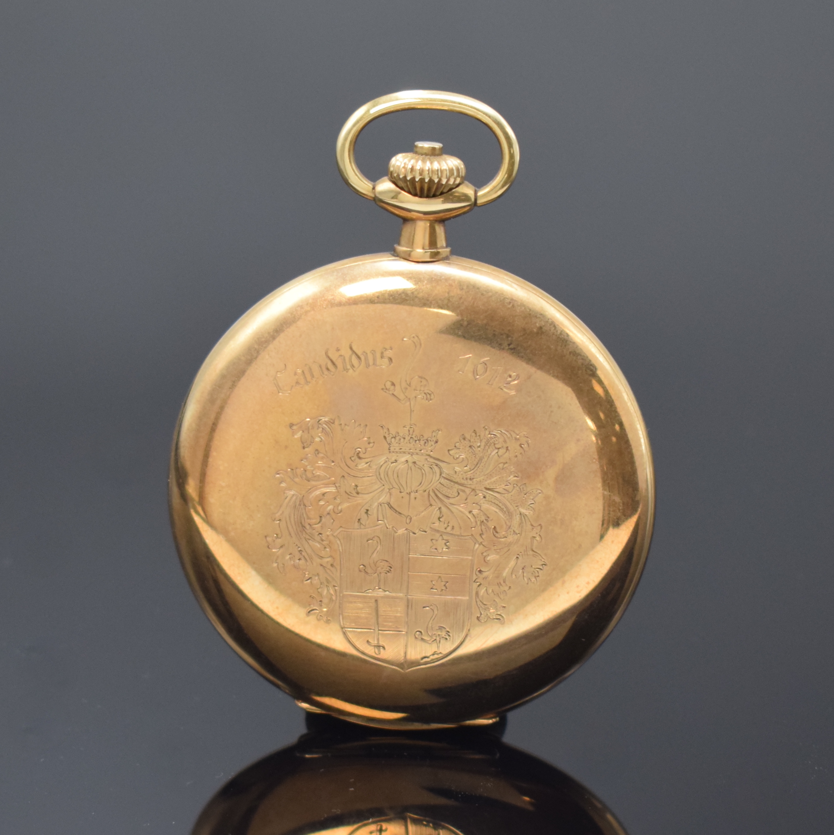 Detail b: JUNGHANS Herrensavonette in GG 585/000, Deutschland um 1925, glattes 3-Deckel- Goldgeh., Sprungdeckel m. schöner Wappen- Grav., gold. Zifferbl., ...