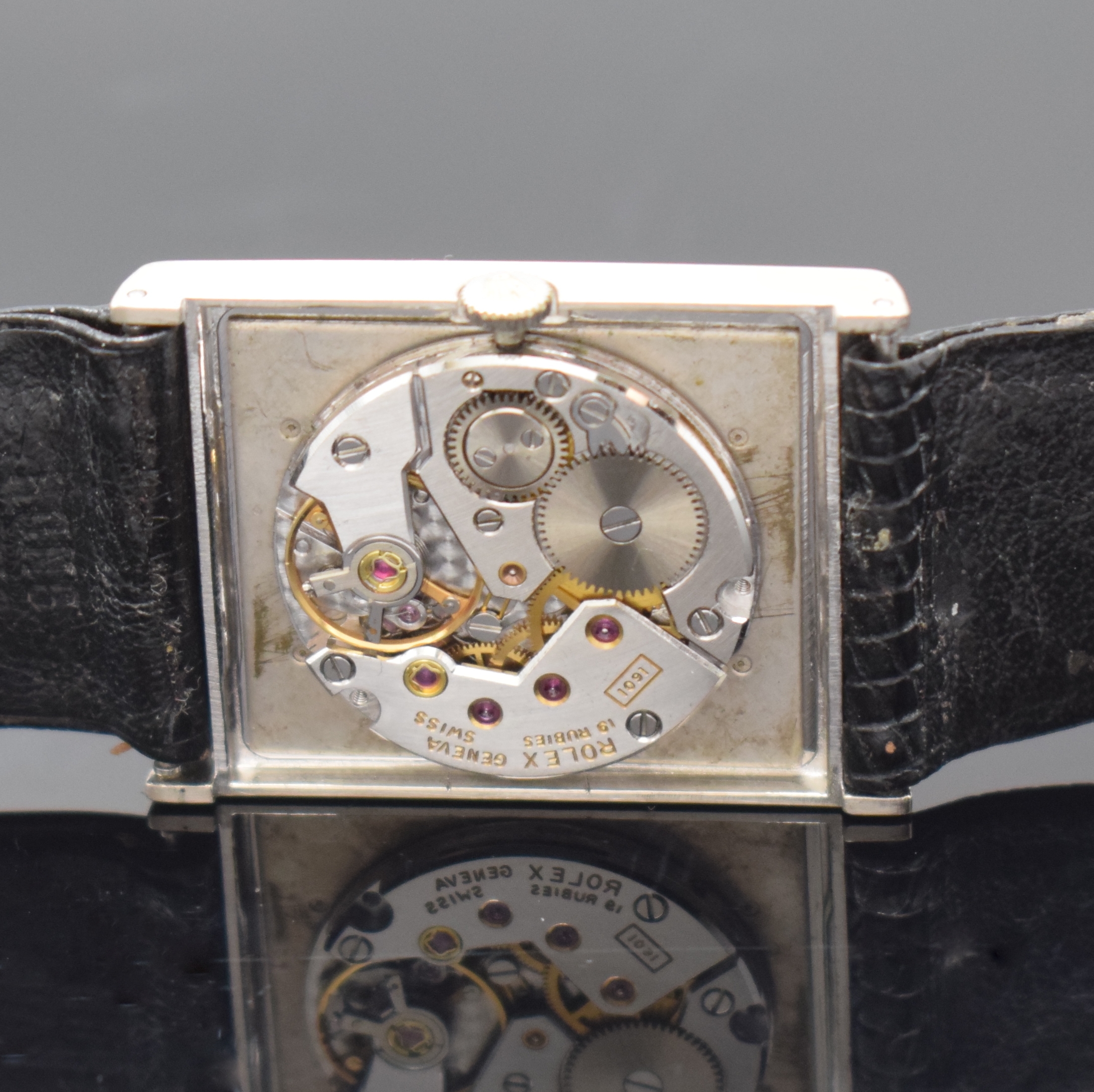 Detail d: ROLEX Armbanduhr Serie Cellini in WG 750/000 Referenz 4027, Handaufzug, Schweiz um 1990, Boden m. Schmuckmonogramm N G S aufgedr., verd. Bandanst., ...