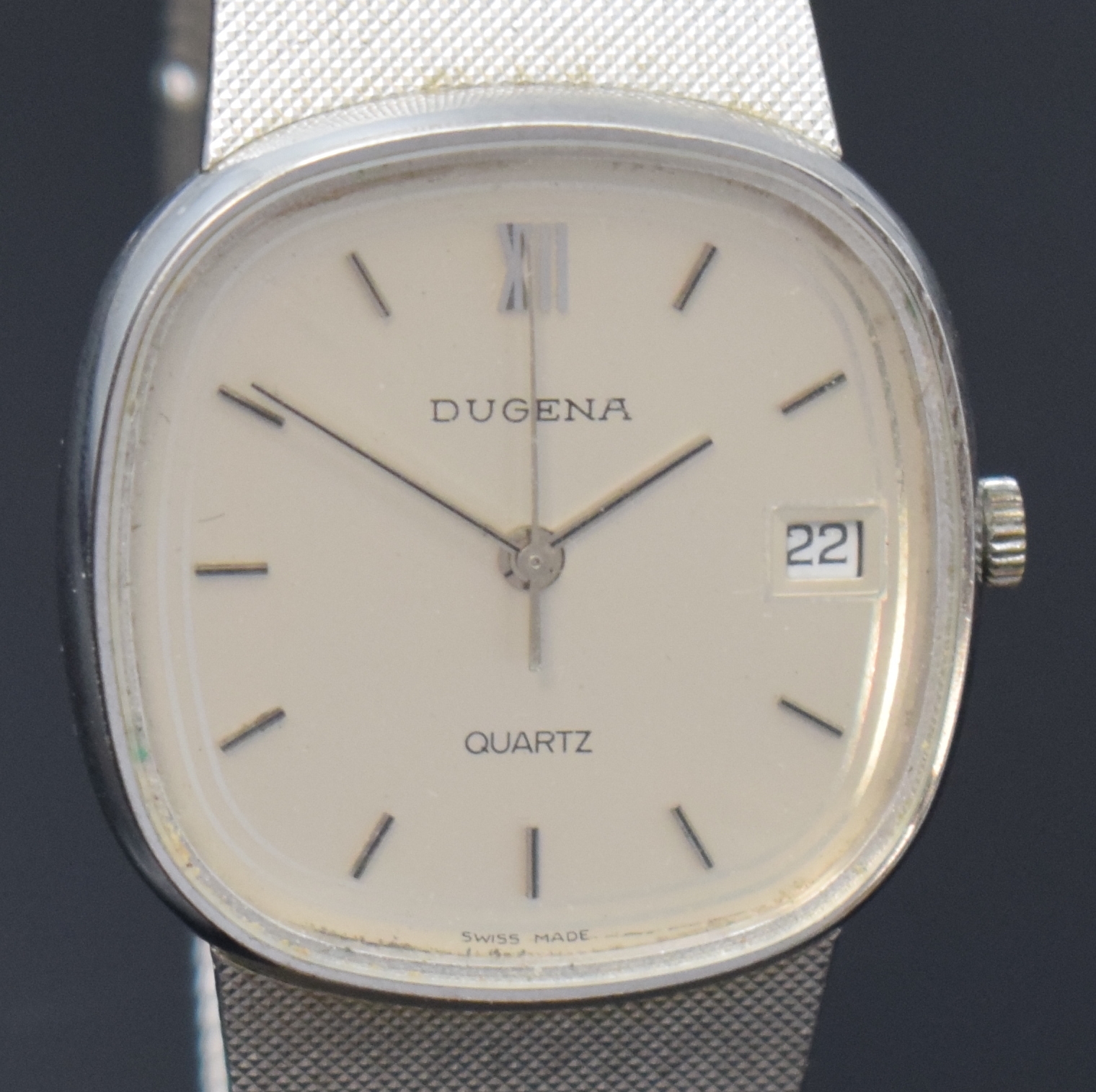Detail c: DUGENA Armbanduhr in WG 333/000, quarz, um 1980, Boden aufgedr., Milanaiseband, silb. Zifferbl. m. aufges. Indizes, Anz. v. Std., Min., Zentralsek. ...