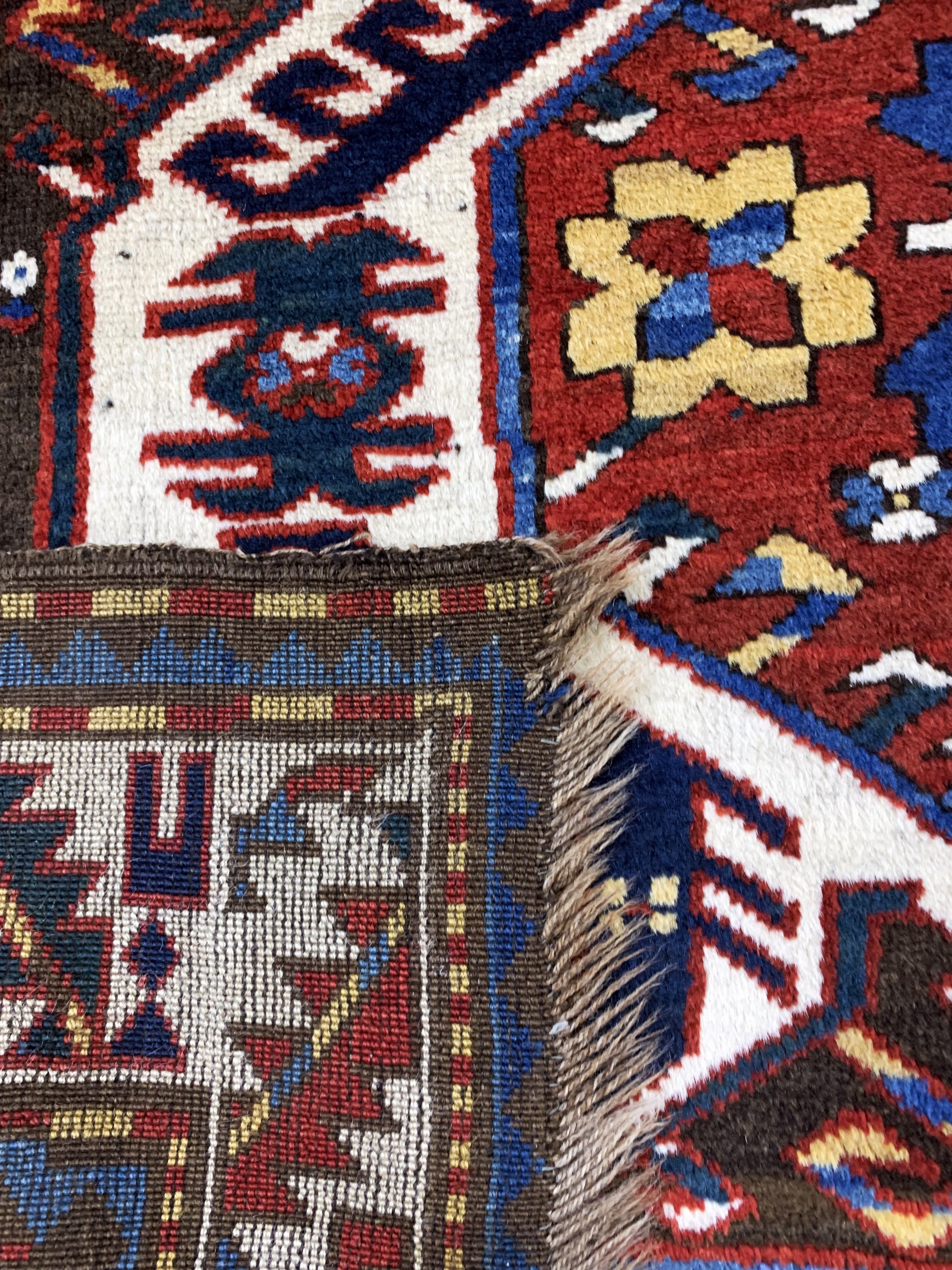 Detail g: Lenkoran antik, Kaukasus, 19.Jhd, Wolle aufWolle, ca. 260 x 130 cm, EHZ: 2-3, (kleine repraturen)
