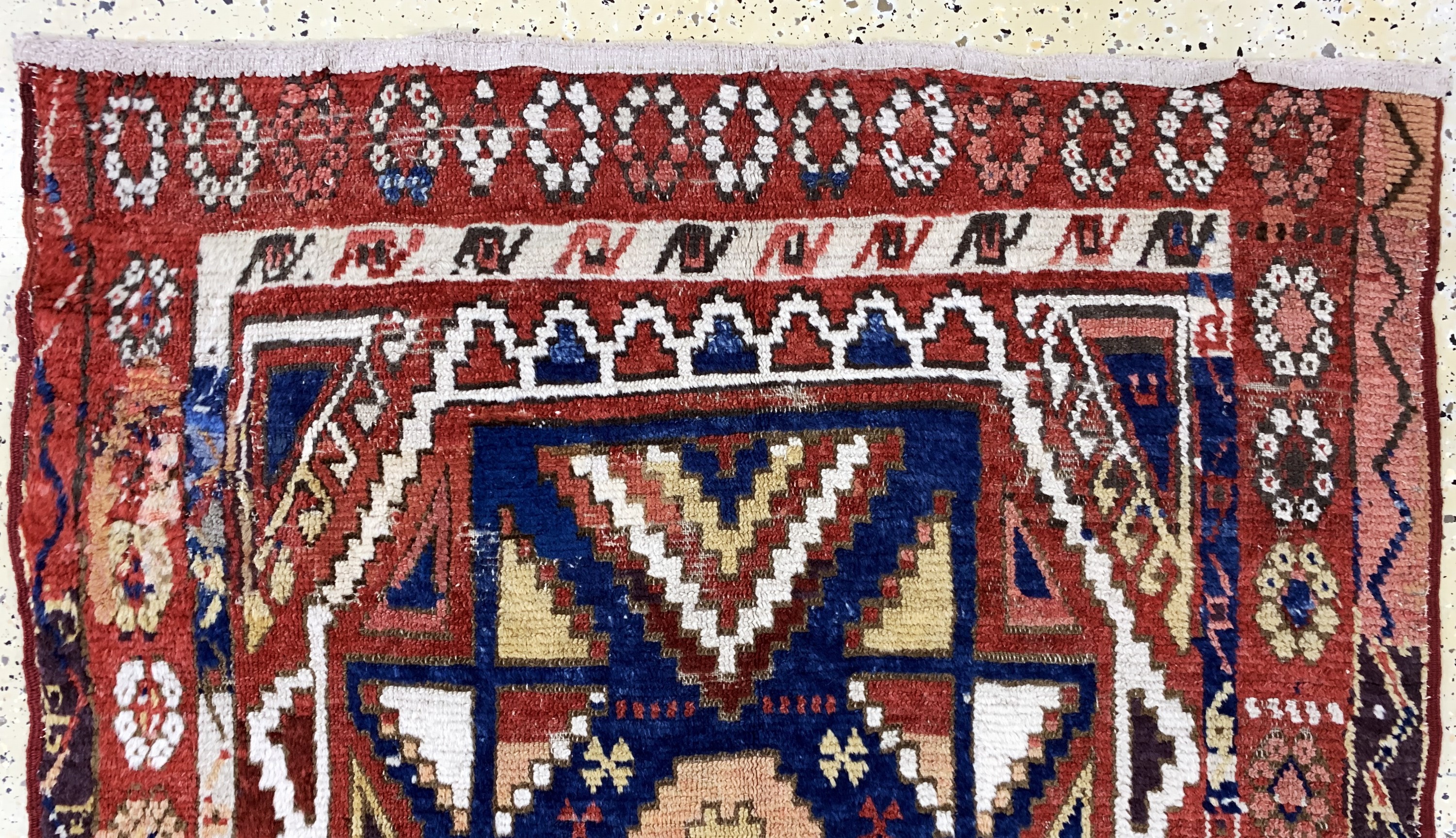 Detail a: Konya antik, Türkei, 19.Jhd, Wolle auf Wolle, ca. 130 x 110 cm, EHZ: 4