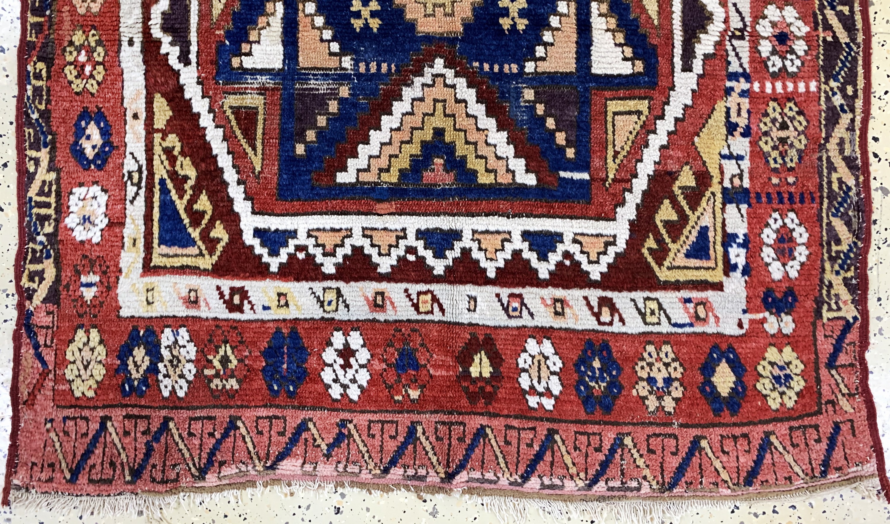 Detail c: Konya antik, Türkei, 19.Jhd, Wolle auf Wolle, ca. 130 x 110 cm, EHZ: 4