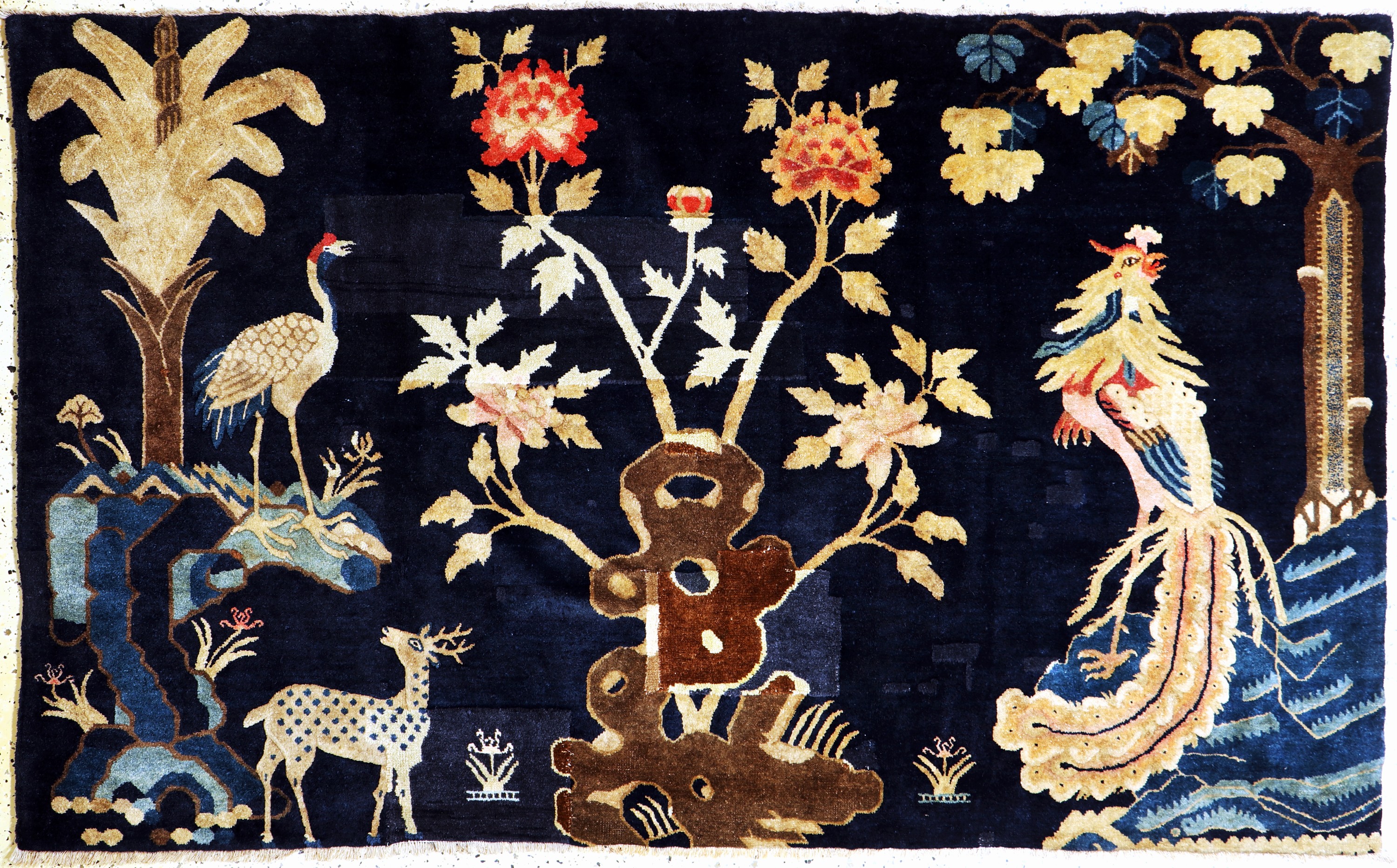 Pao Tow antik, China, um 1900, Wolle auf Baumwolle, ca. 200 x 123 cm, EHZ: 3, (großflächig restauriert)