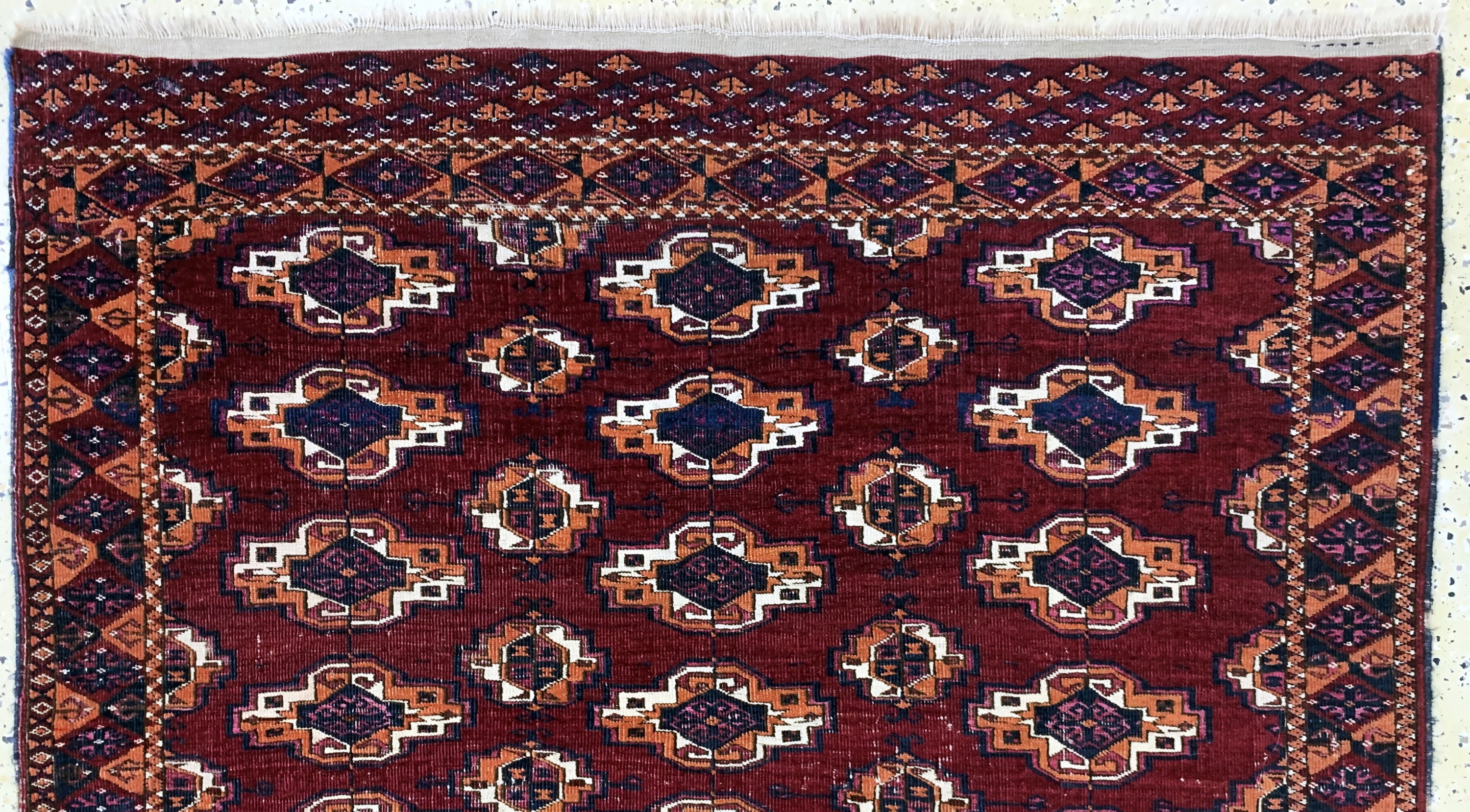 Detail a: Saryk"mit Seide"antik, Turkmenistan, 19.Jhd, Wolle mit Seide auf Wolle, ca. 190 x 120 cm, EHZ: 3