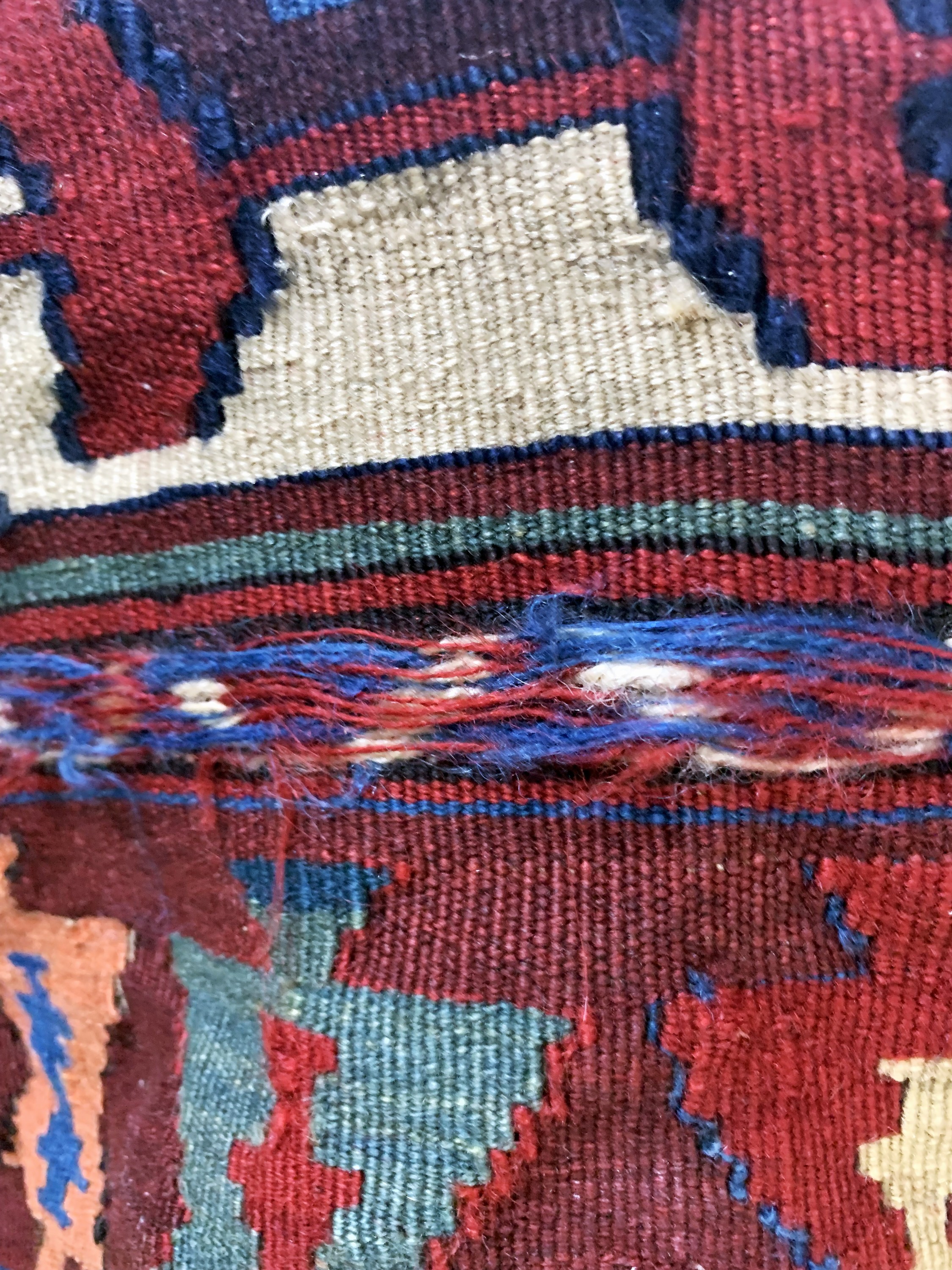 Detail d: Shahsawan Mafrasch antik, Persien, 19.Jhd, Wolle auf Wolle, ca. 100 x 55 x 50 cm, EHZ: 2
