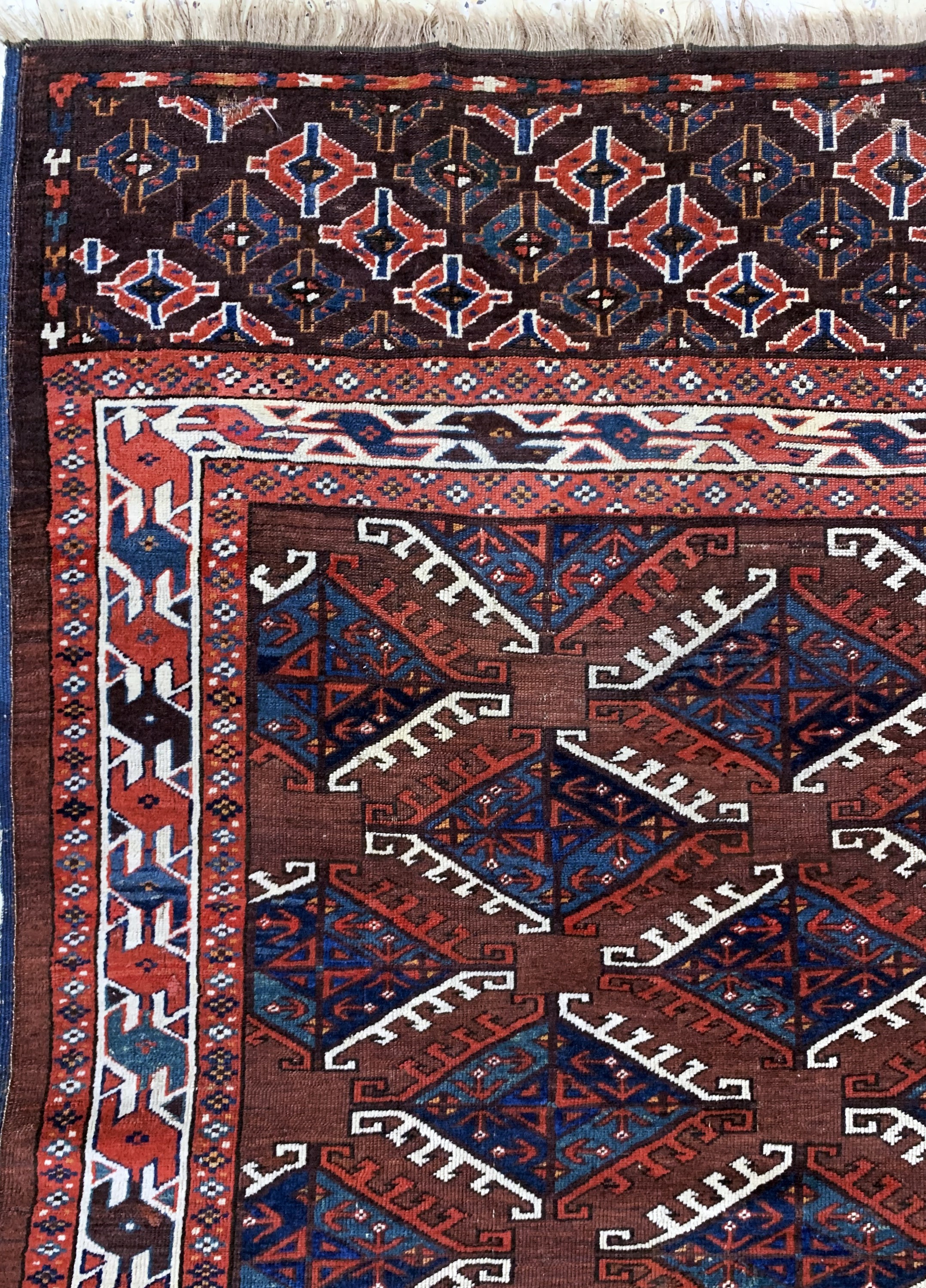 Detail e: Yomud Hauptteppich antik, Turkmenistan, 19.Jhd, Wolle auf Wolle, ca. 300 x 180 cm, EHZ: 3-4, (restauriert)