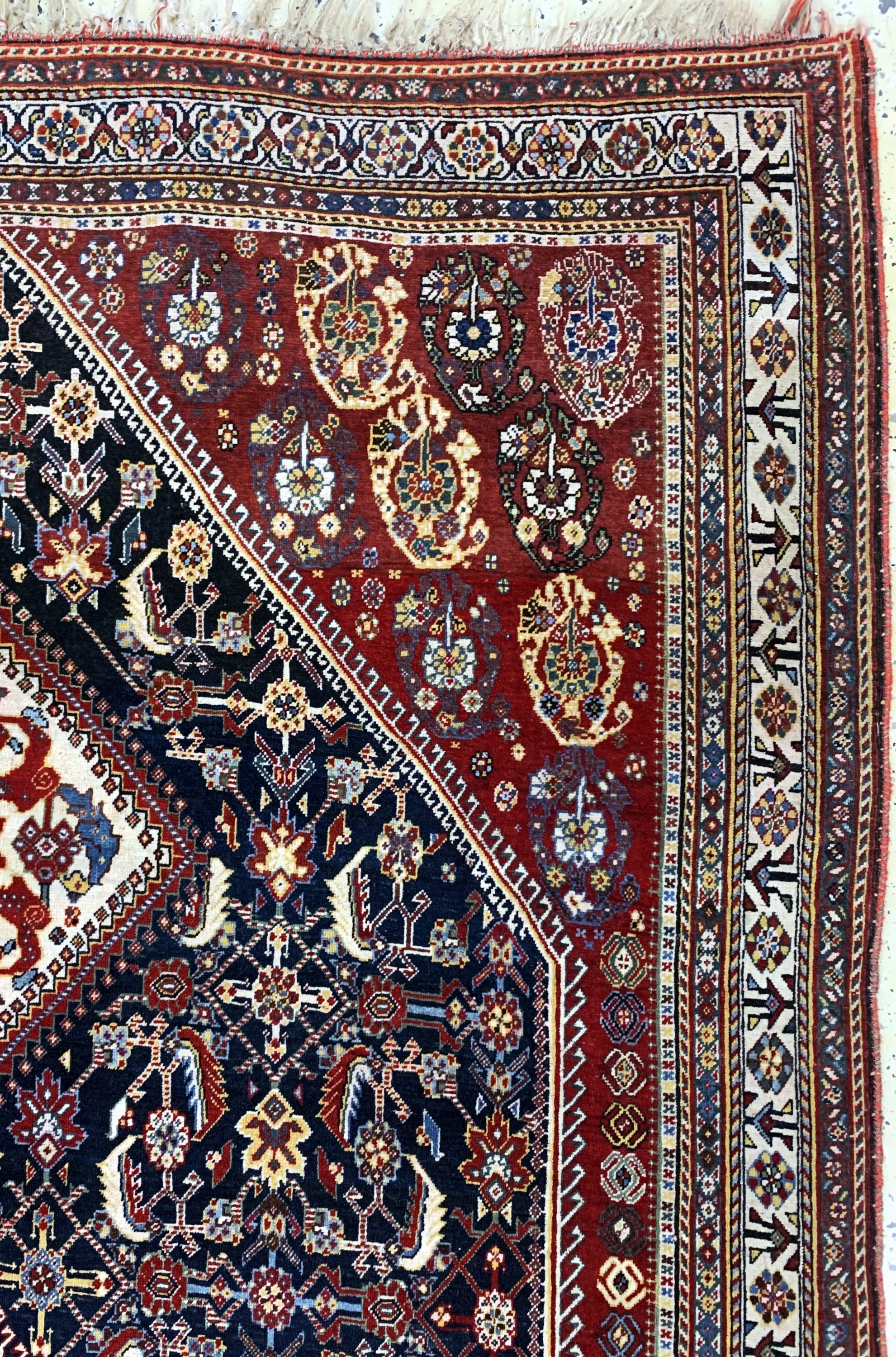Detail e: Ghaschgai Kaschkuli fein, Persien, um 1900,Wolle auf Wolle, ca. 250 x 162 cm, EHZ: 2-3
