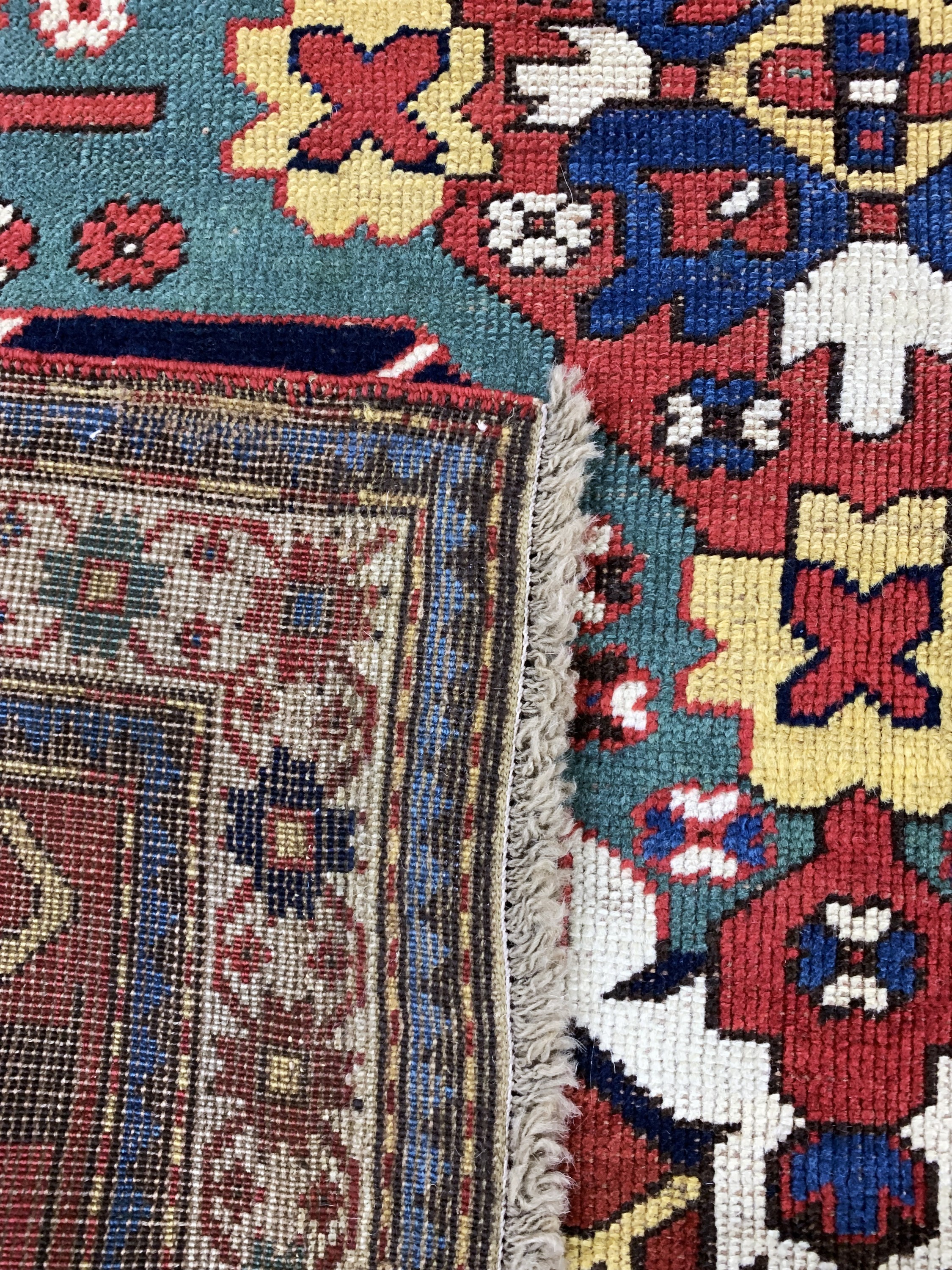 Detail f: "Adler-Kazak"Tschelaberd, antik, Kaukasus, 19.Jhd, Wolle auf Wolle, ca. 210 x 125 cm, EHZ: 2 (fachkundig restauriert)