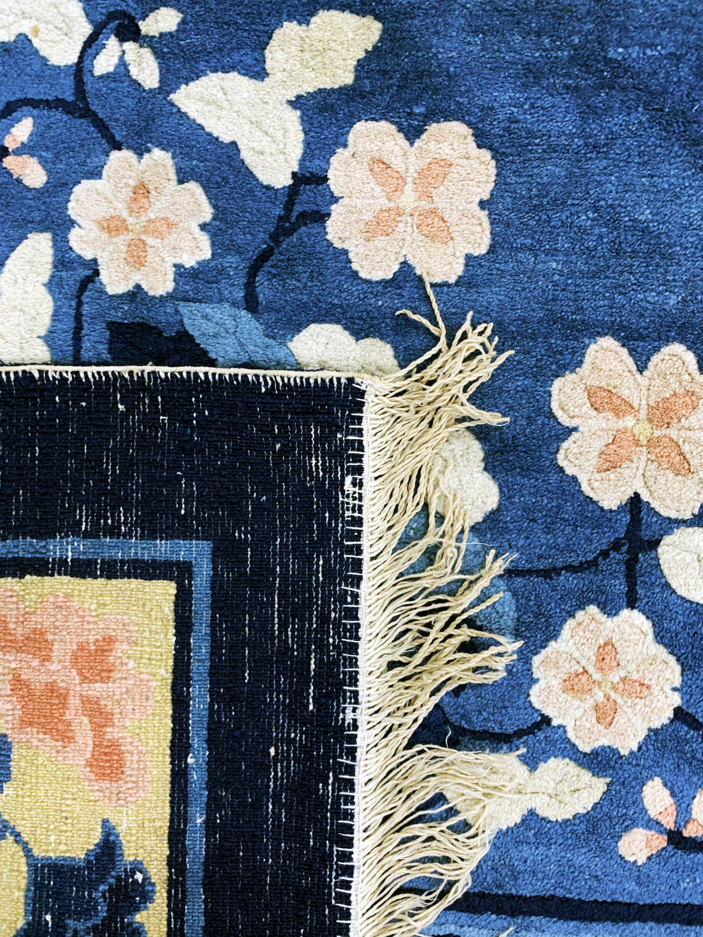 Detail h: Peking fein antik, China, 19.Jhd, Wolle aufBaumwolle, ca. 435 x 375 cm, EHZ: 2-3