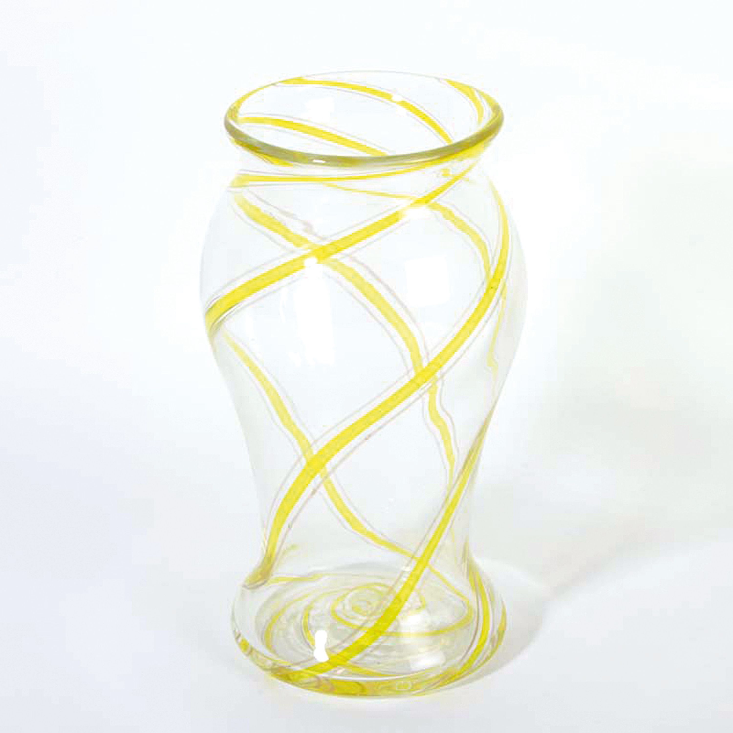 Glasvase, Anzolo Fuga (1914-1998), Murano, farbloses Glas, spiralförmig aufsteigende gelben Bändereinschmelzungen, unsigniert, H. 30 cm