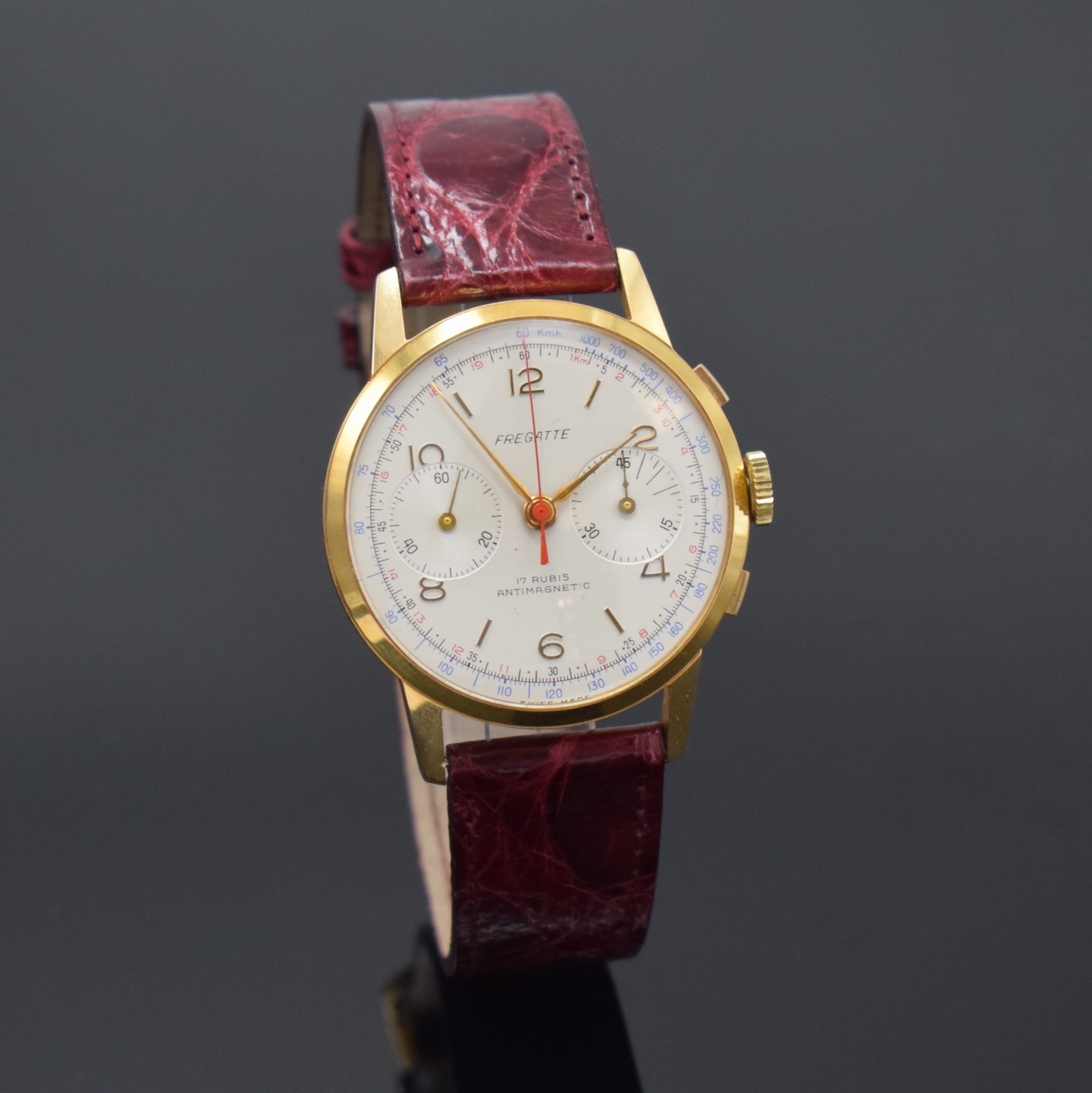 Detail b: FREGATTE Armbandchronograph, Handaufzug, Schweiz um 1960, verg. Gehäuse, Stahlboden aufgedr., silb. Zifferbl. altersbed. l. fl./besch., gold. ...