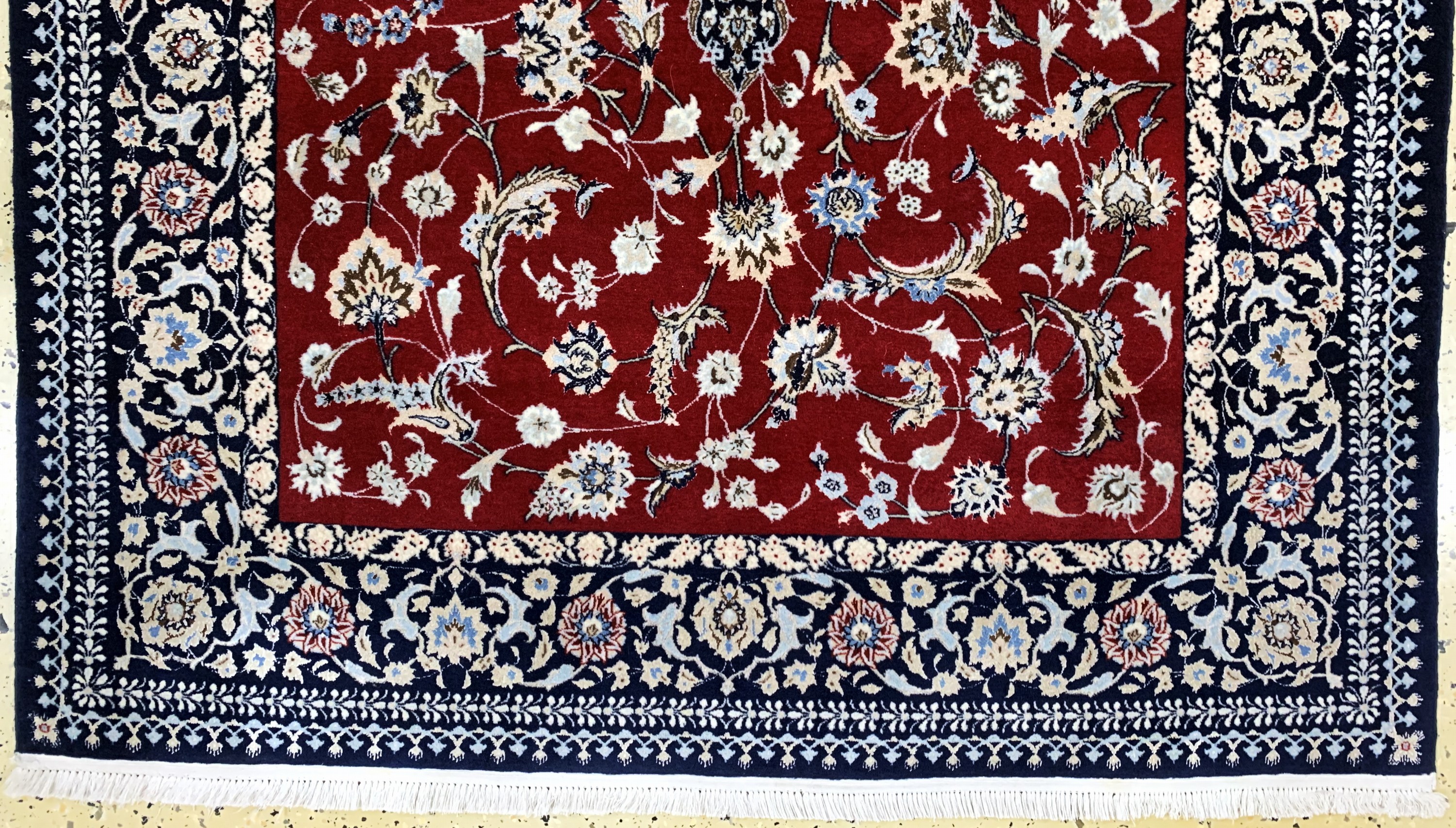 Detail c: Nain fein signiert, Persien, Mitte 20.Jhd, Korkwolle mit Seide, ca. 197 x 120 cm, ca. 1,0Mio. Kn/qm, EHZ: 1-2