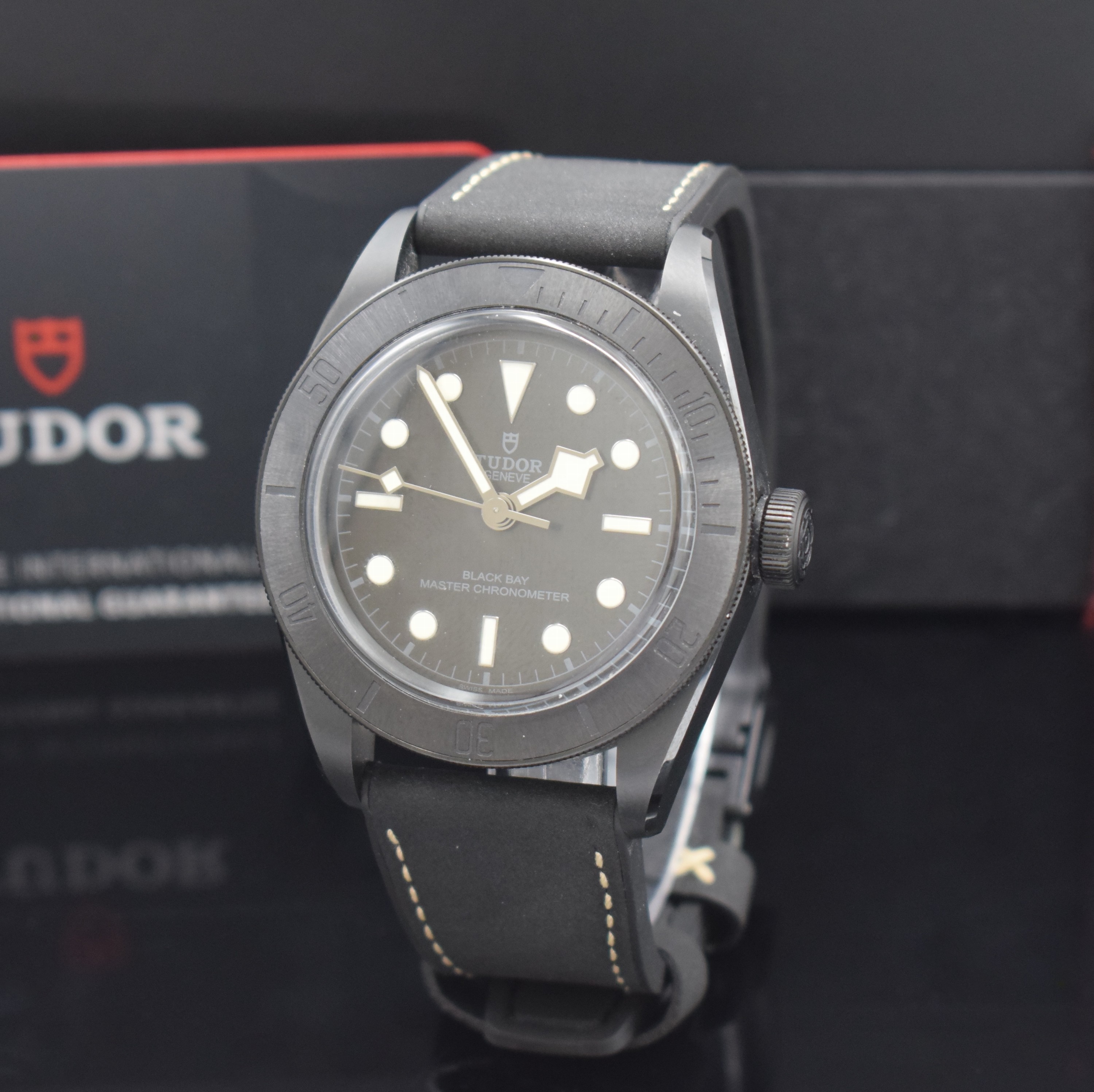 TUDOR Black-Bay Armbandchronometer Referenz 79210CNU, Automatik, schwarzes Keramikgehäuse inkl. Kautschukband m. Faltschl., zus. Nato-band anbei, ...