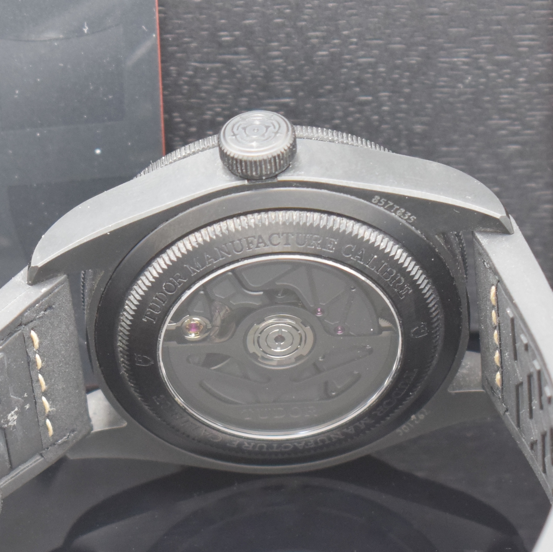 Detail e: TUDOR Black-Bay Armbandchronometer Referenz 79210CNU, Automatik, schwarzes Keramikgehäuse inkl. Kautschukband m. Faltschl., zus. Nato-band anbei, ...