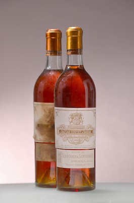 Image 26894505 - 2 Flaschen 1950 Chateau Coutet a Barsac, Sauternes, Grand Cru, je ca. 750ml, Upper Mid ...