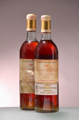 Image 26894509 - 2 Flaschen 1954 Chateau d'Yquem, Lur-Saluces , Sauternes, ca. 750ml, Top Shoulder ...