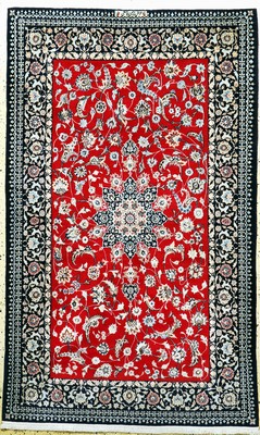 Image Nain fein signiert, Persien, Mitte 20.Jhd, Korkwolle mit Seide, ca. 197 x 120 cm, ca. ...