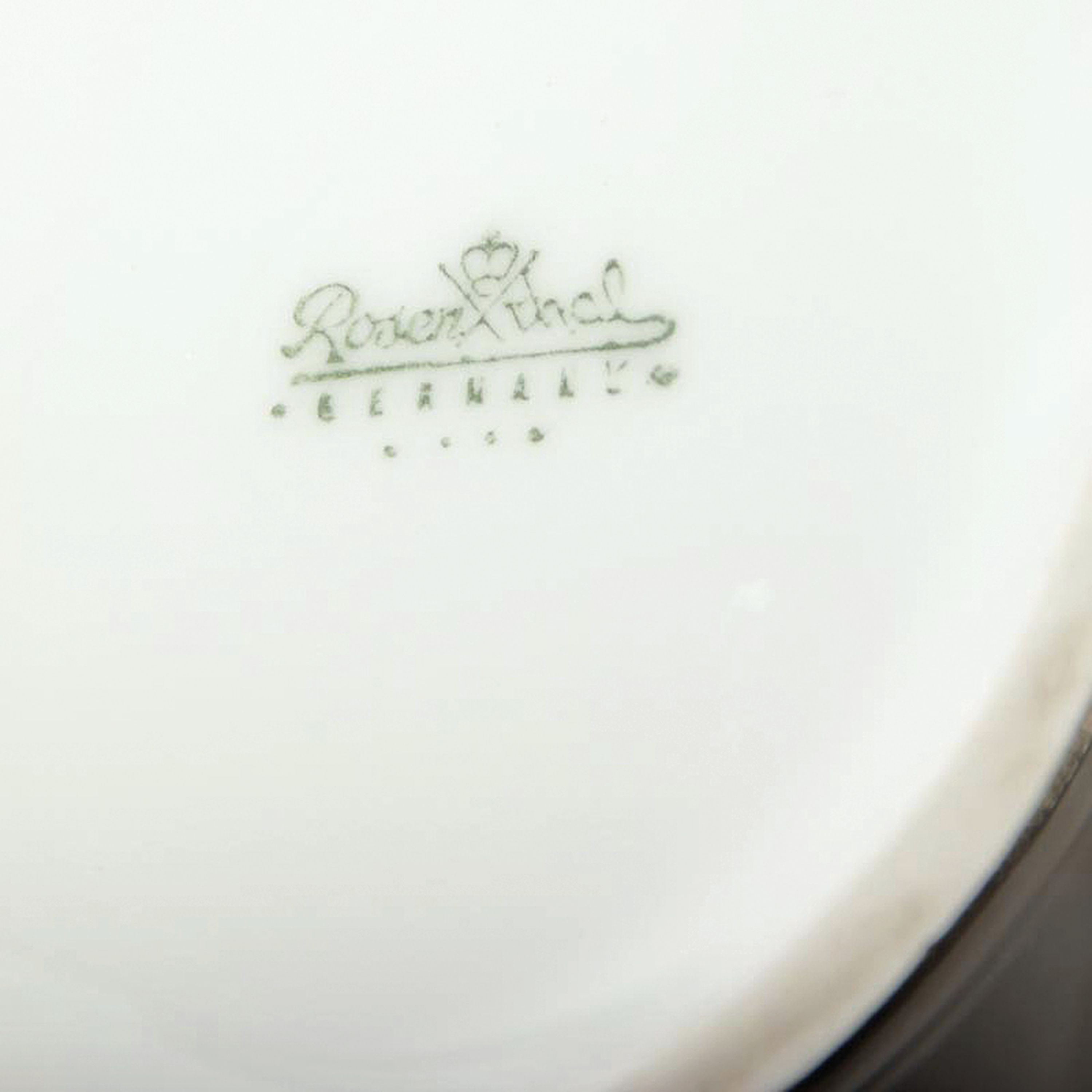 Detail e: 3 Porzellanvasen, Rosenthal, Kunstabteilung Selb, Entw. Beate Kuhn & Hans Stangl, 1950er -Jahre, Porzellan, Beate Kuhn: Vase "Kummet" H. ...