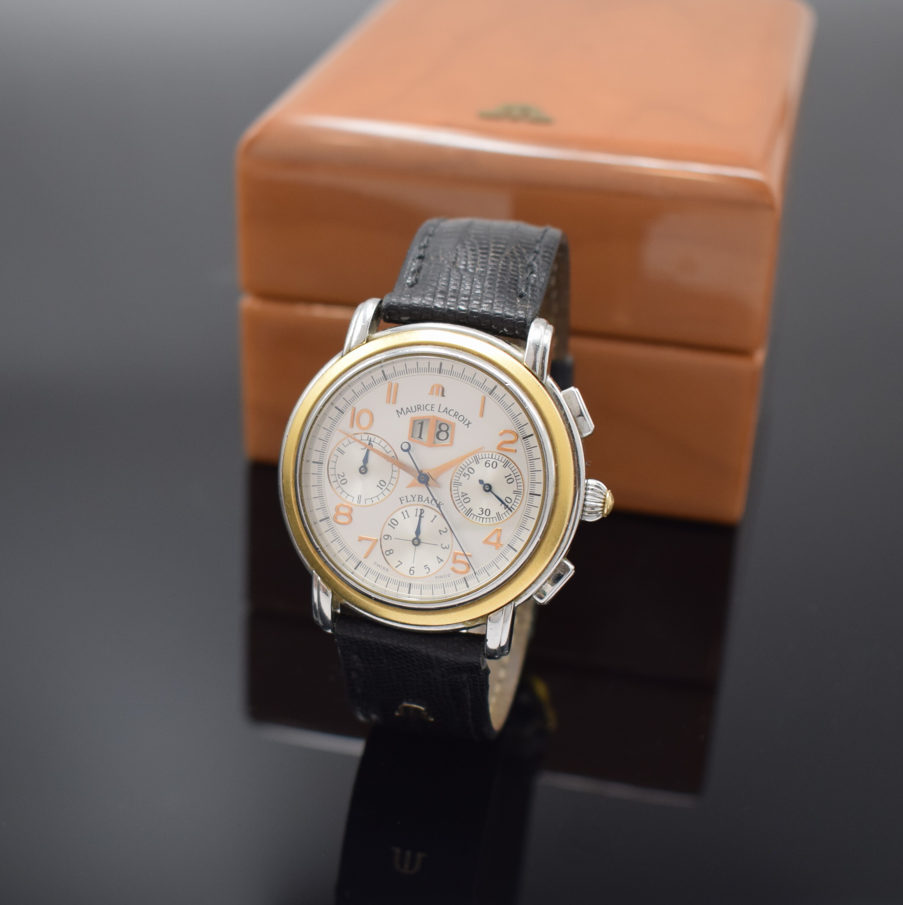 MAURICE LACROIX Herrenchronograph mit Flyback, Schweiz um 2005, Automatik, beids. vergl. Edelstahlgeh., Lünette in GG 750/000, Boden 6-fach ...