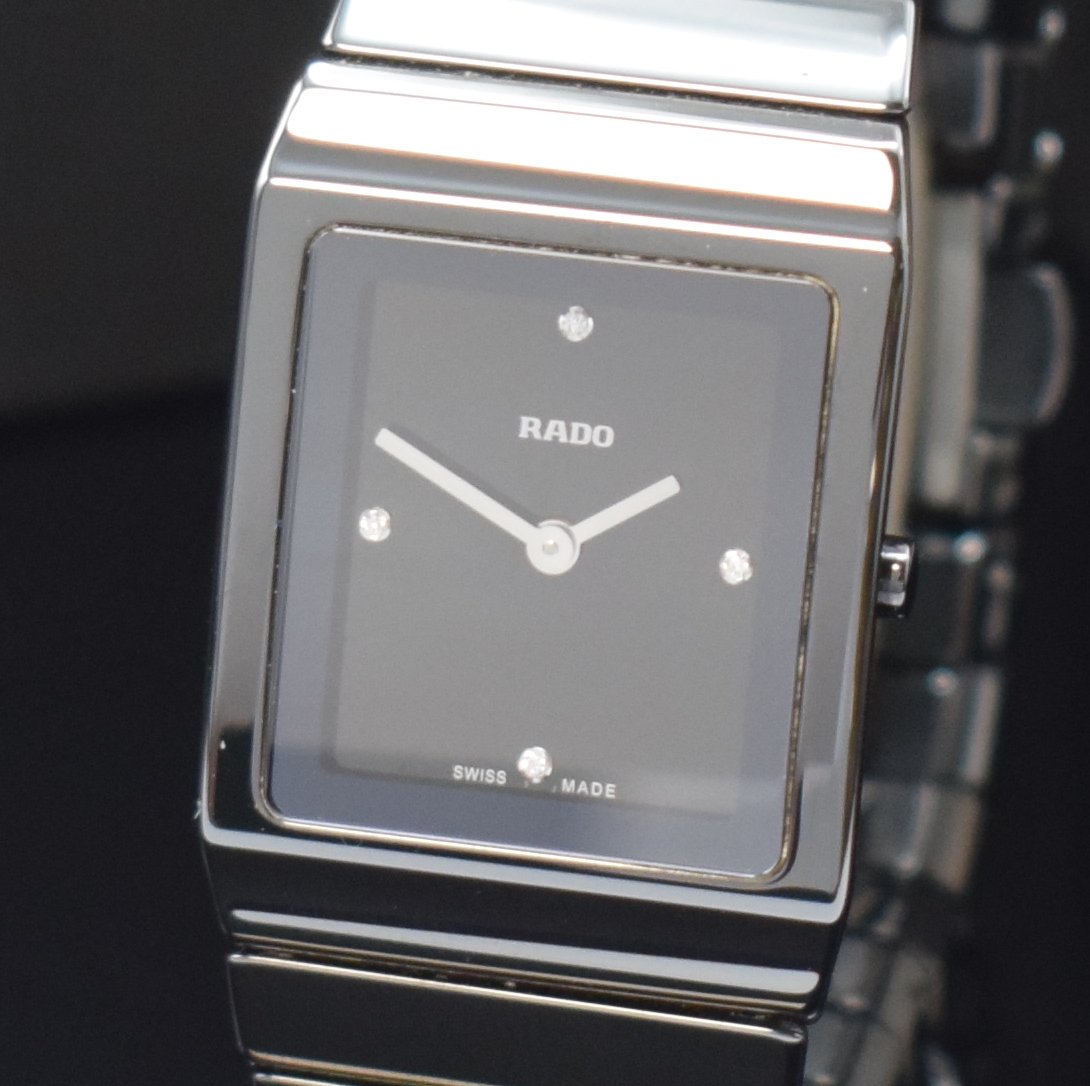 Detail a: RADO Damenarmbanduhr Referenz 420.0702.3, Schweiz verk. lt. Pap. 10/2017, quarz, Boden aufgedr., orig. Keramikband m. dopp. Faltschl., Saphirgl., ...