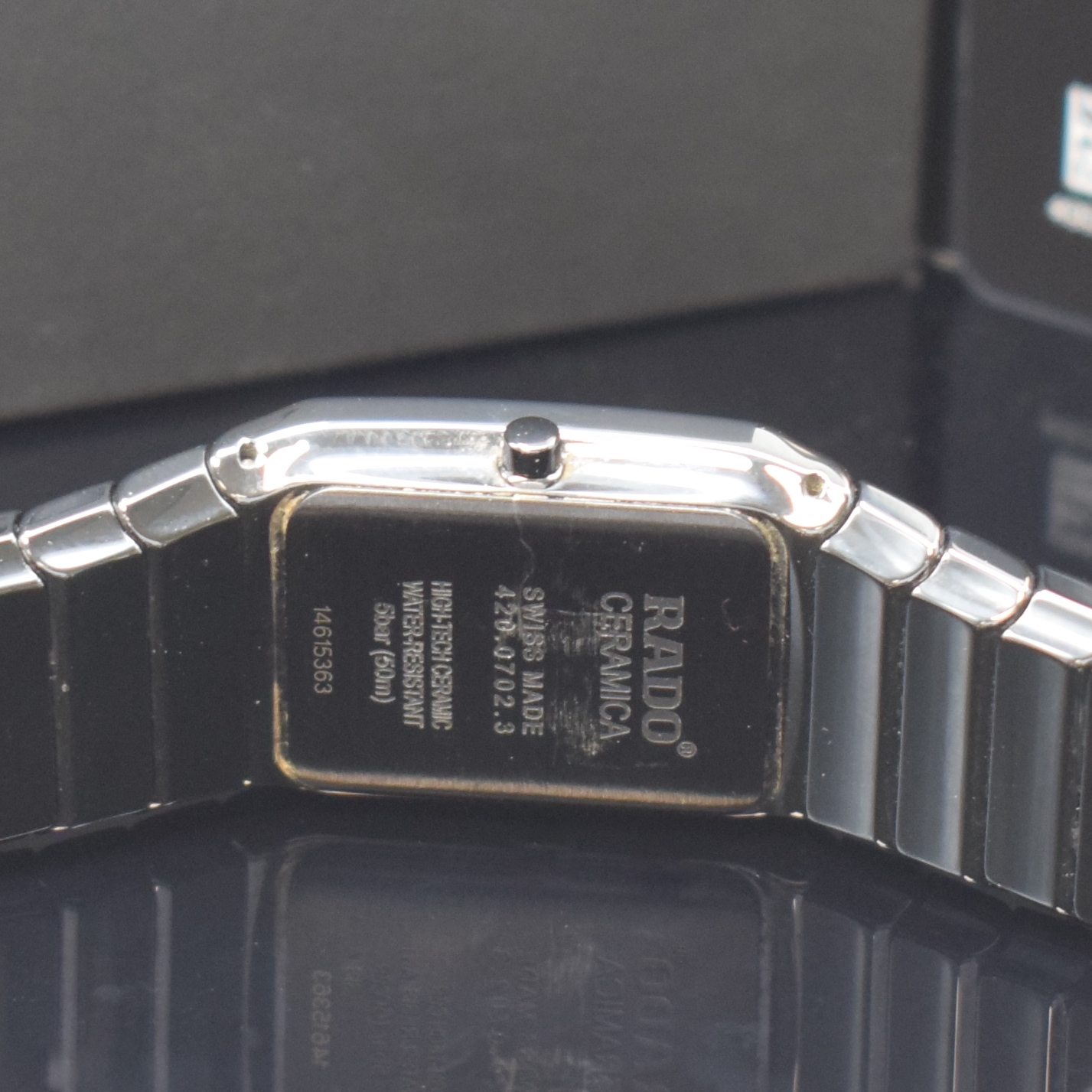 Detail d: RADO Damenarmbanduhr Referenz 420.0702.3, Schweiz verk. lt. Pap. 10/2017, quarz, Boden aufgedr., orig. Keramikband m. dopp. Faltschl., Saphirgl., ...