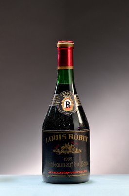 Image 26894716 - Eine Flasche 1969 Chateauneuf du Pape, Louis Robin, A.c.,0.7 l, orig. verkorkt und ...