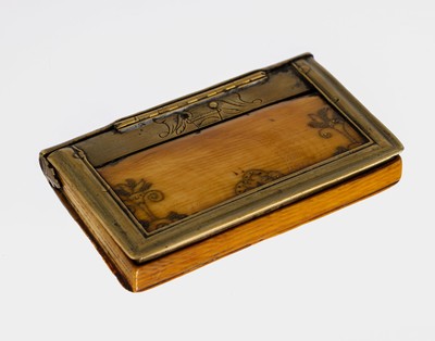 Image Visitenkartenetui, um 1880-90, Korpus aus Bein, teilw. mit feinen Einlegearbeiten, ...