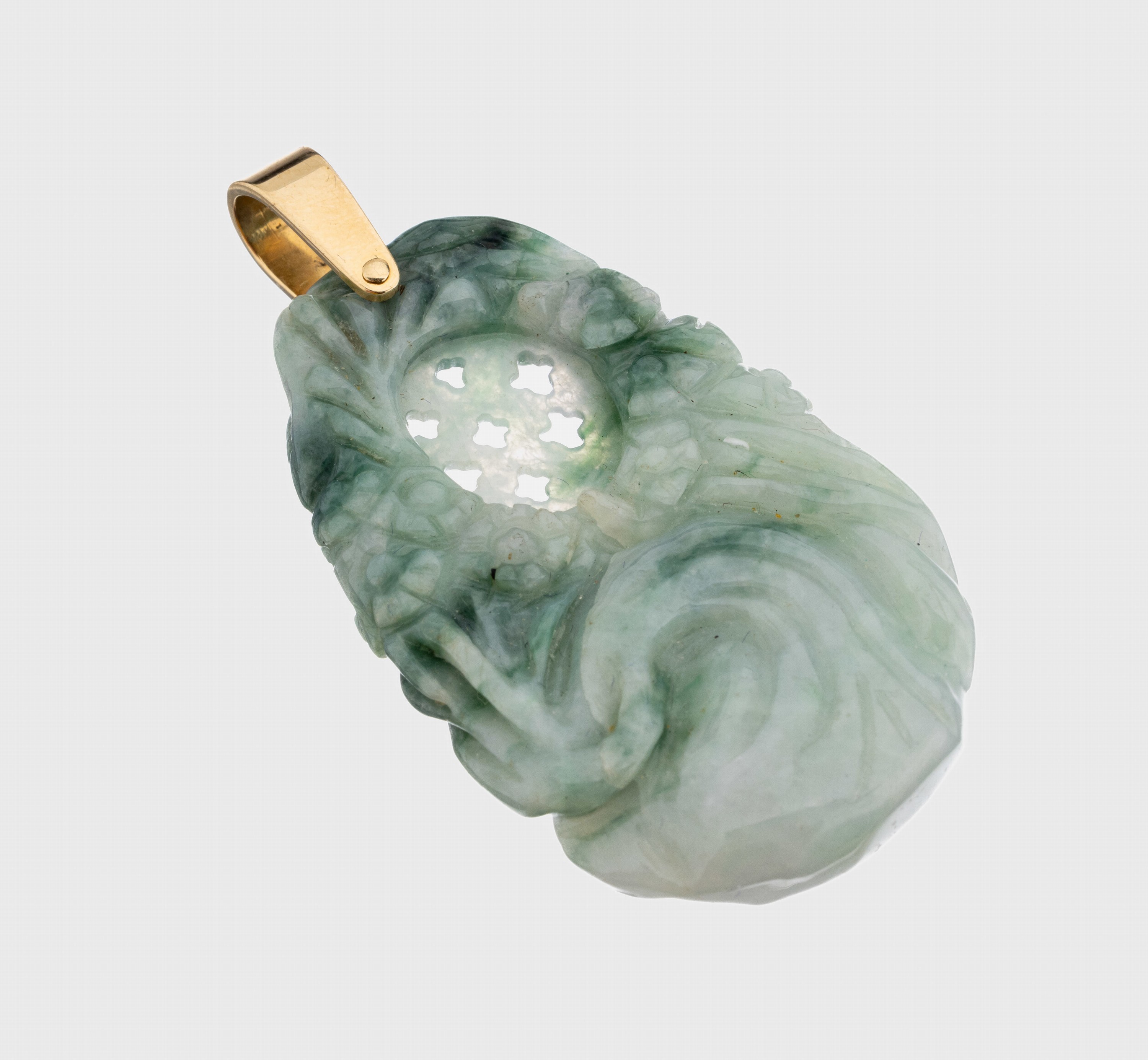Jade-Anhänger, Öse GG 585/000, geschnitten und grav., Glückssymbolik, ca. 6 cm
