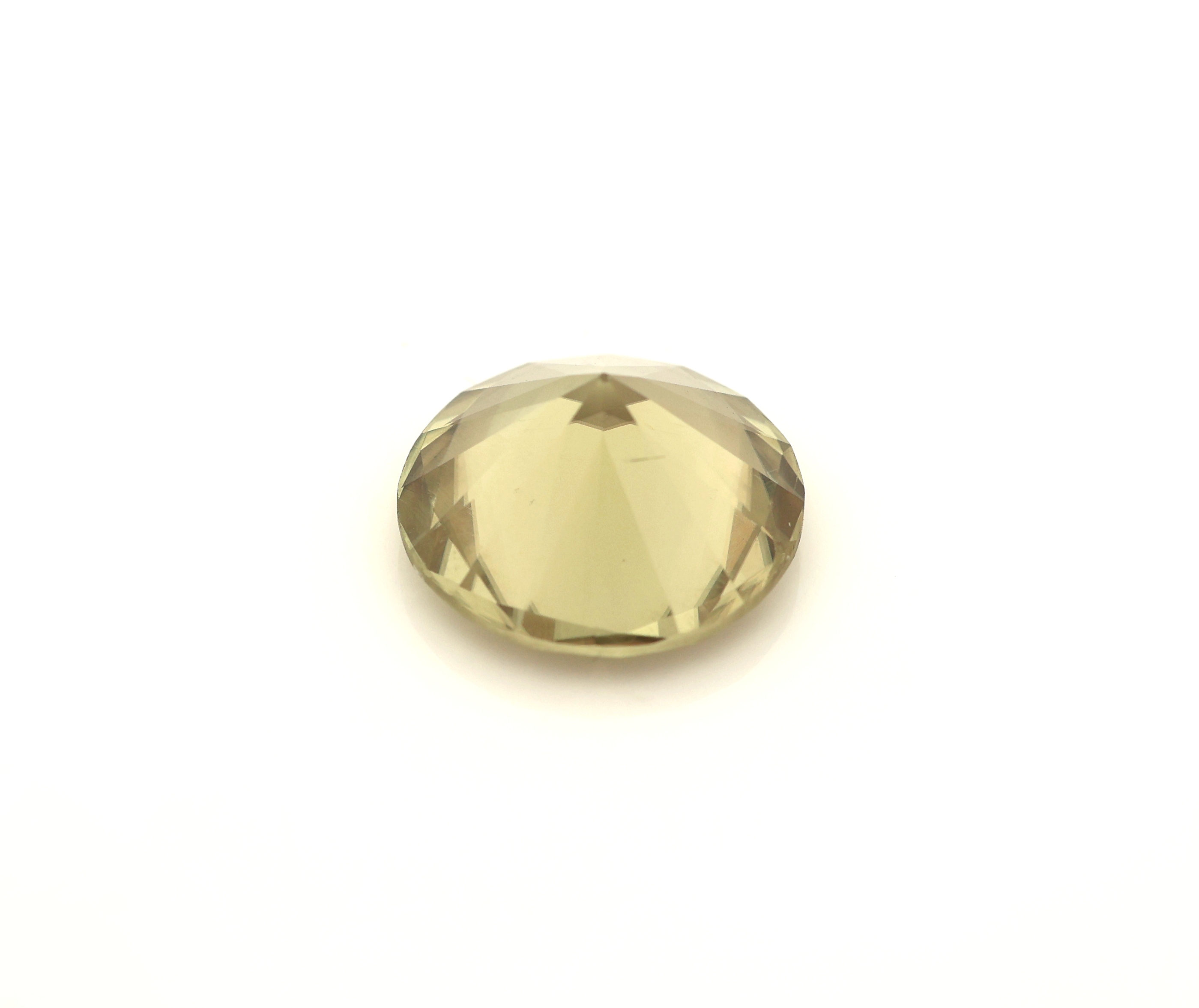 Detail b: Loser Zultanit rundfacett., ca. 3.95 ct