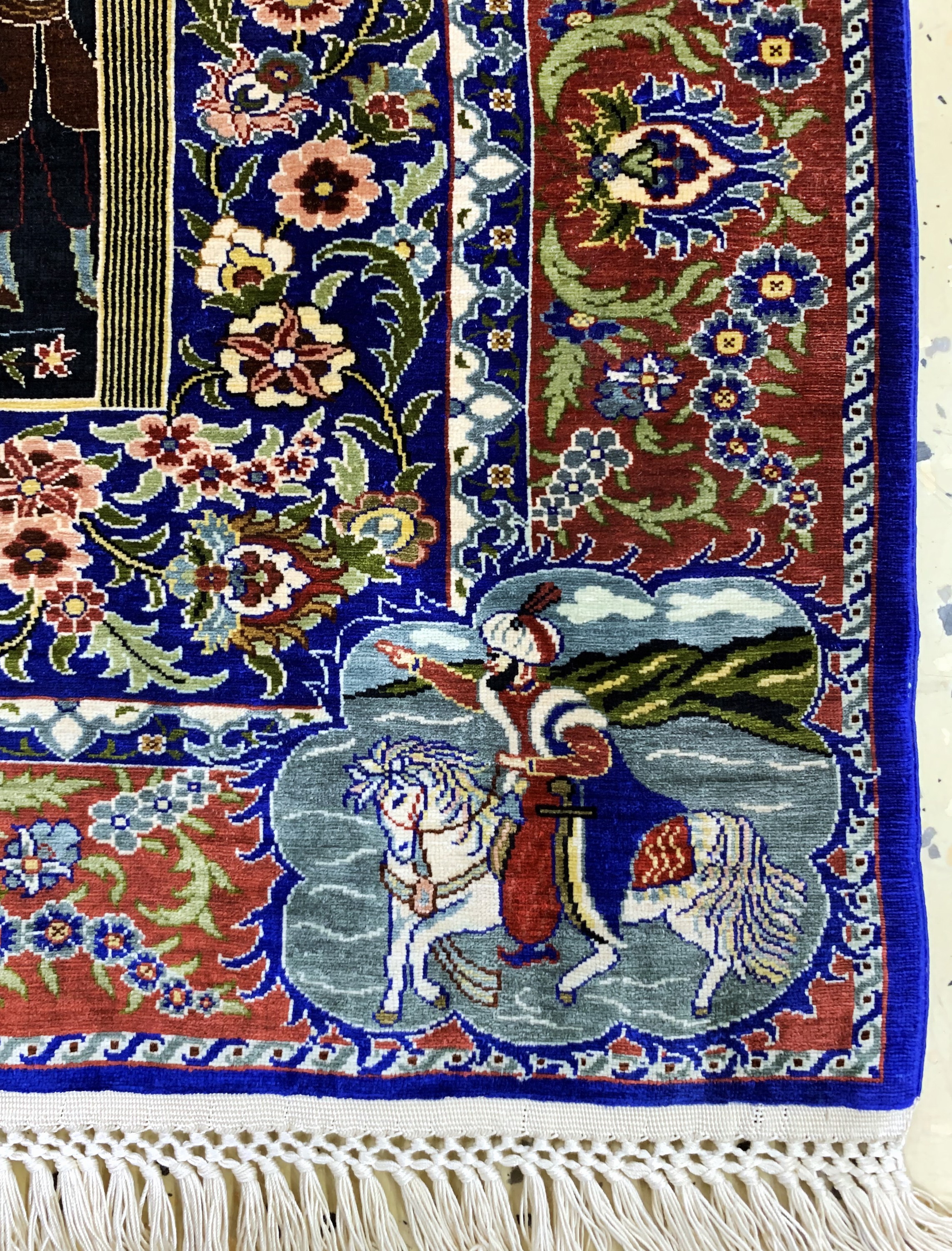 Detail c: Hereke Seide fein(12 x 12), signiert, Türkei, Mitte 20.Jhd, reine Naturseide, ca. 58x 54 cm, ca. 1,44 Mio. Kn/qm, EHZ:(nehezu neuwertig).