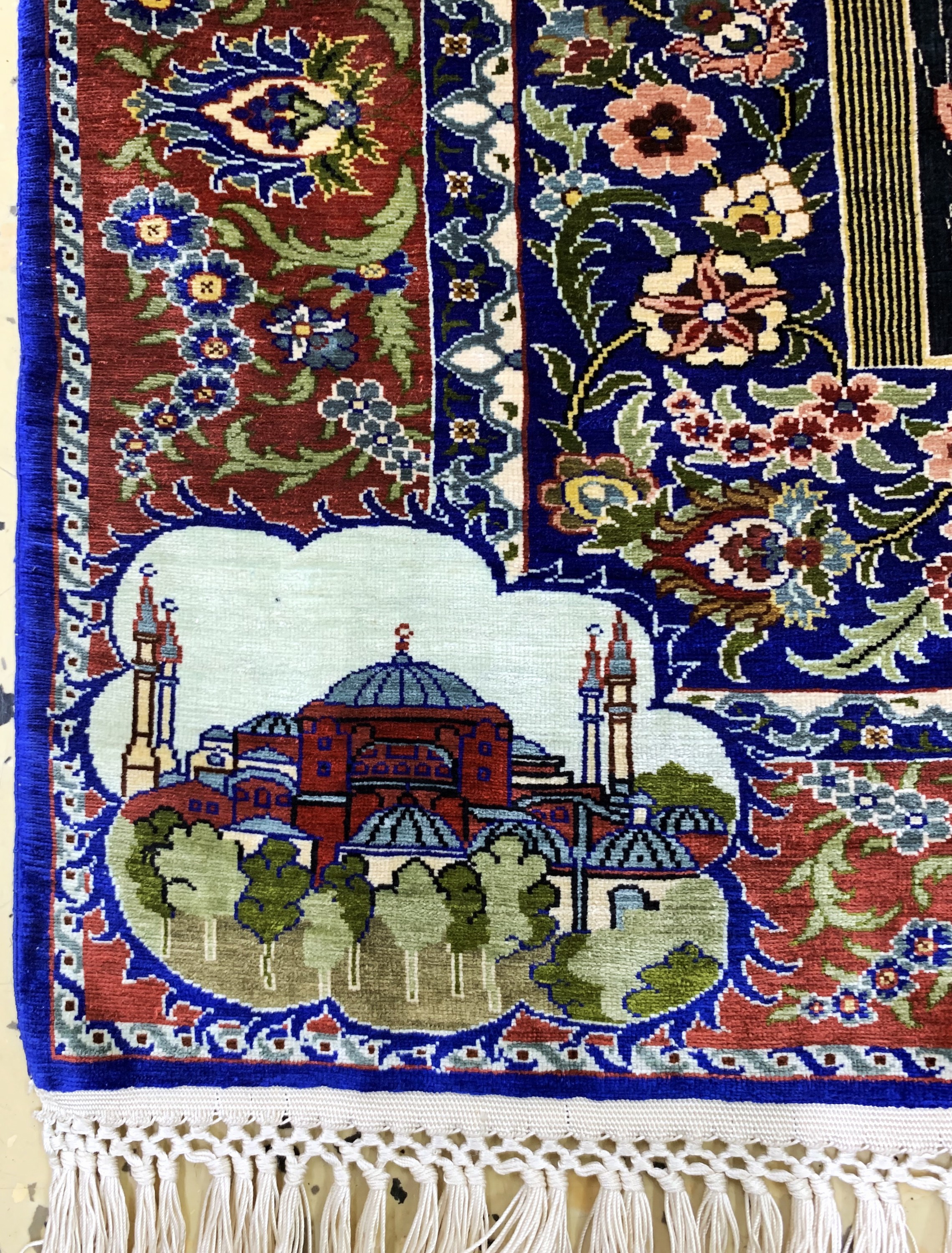 Detail d: Hereke Seide fein(12 x 12), signiert, Türkei, Mitte 20.Jhd, reine Naturseide, ca. 58x 54 cm, ca. 1,44 Mio. Kn/qm, EHZ:(nehezu neuwertig).