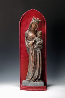 Image Mutter Gottes mit Kind, Frankreich, 17./18. Jh., Kalkstein geschnitten, H. ca. 55cm, ...