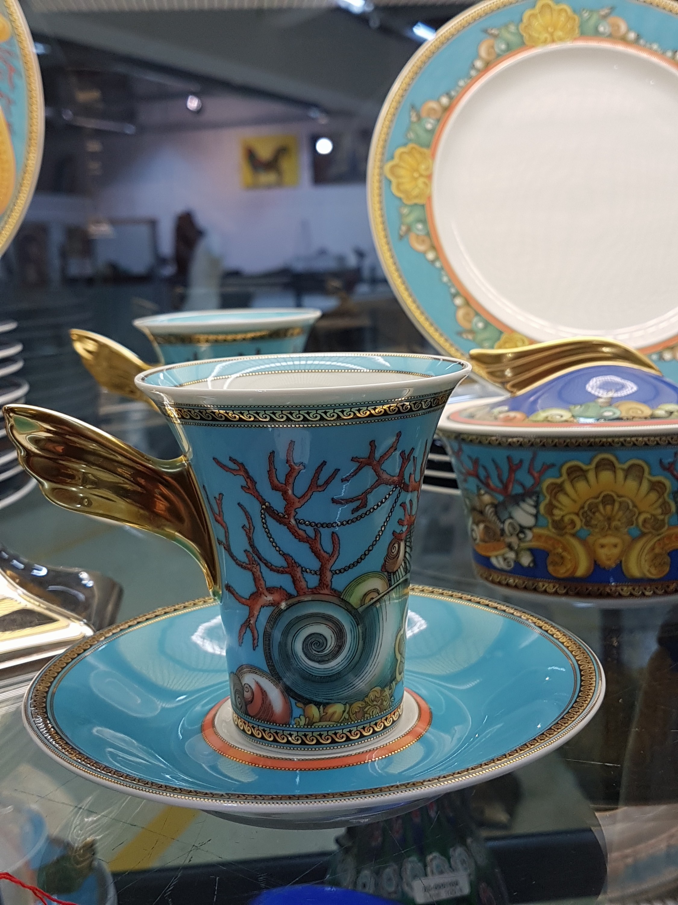 Detail c: Kaffeeservice für 6 Personen, Rosenthal, Les Trésor de la Mer, 6 Kaffeetassen mit Untertassen, 6 Dessertteller, Zuckerdose und Milchkännchen ...