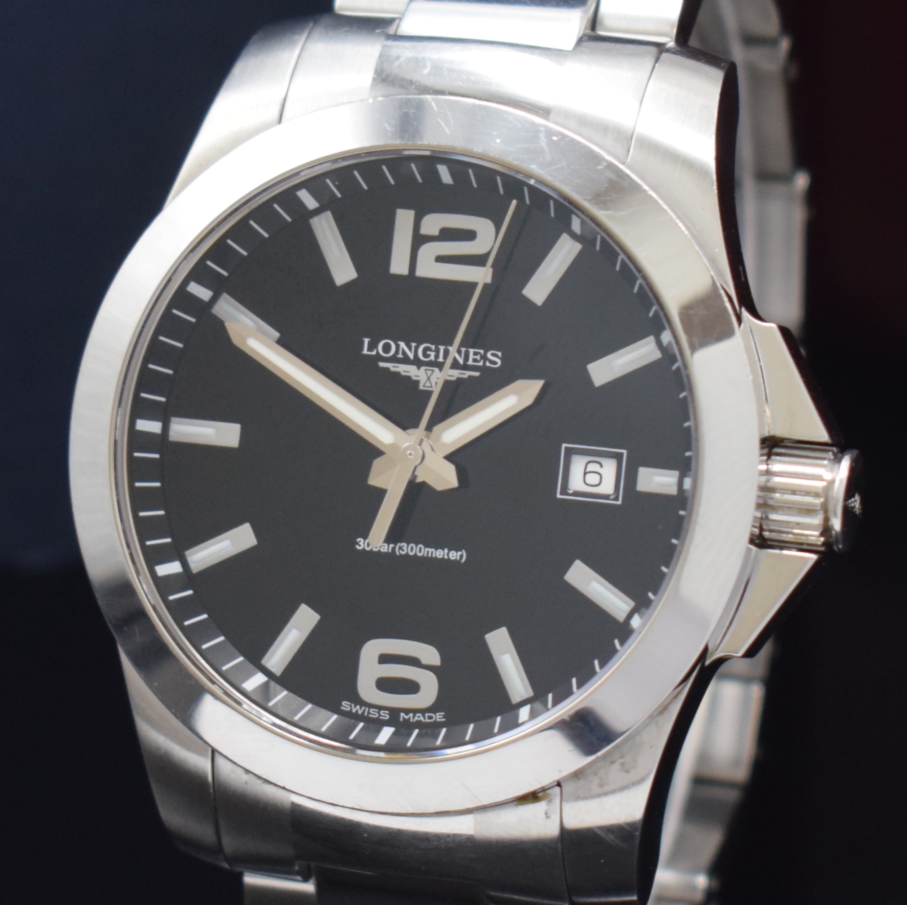 Detail a: LONGINES Herrenarmbanduhr Serie Conquest Referenz L3.659.4, Schweiz um 2013, quarz, Edelstahlgeh. inkl. Gliederband m. dopp. Faltschl., Boden und ...