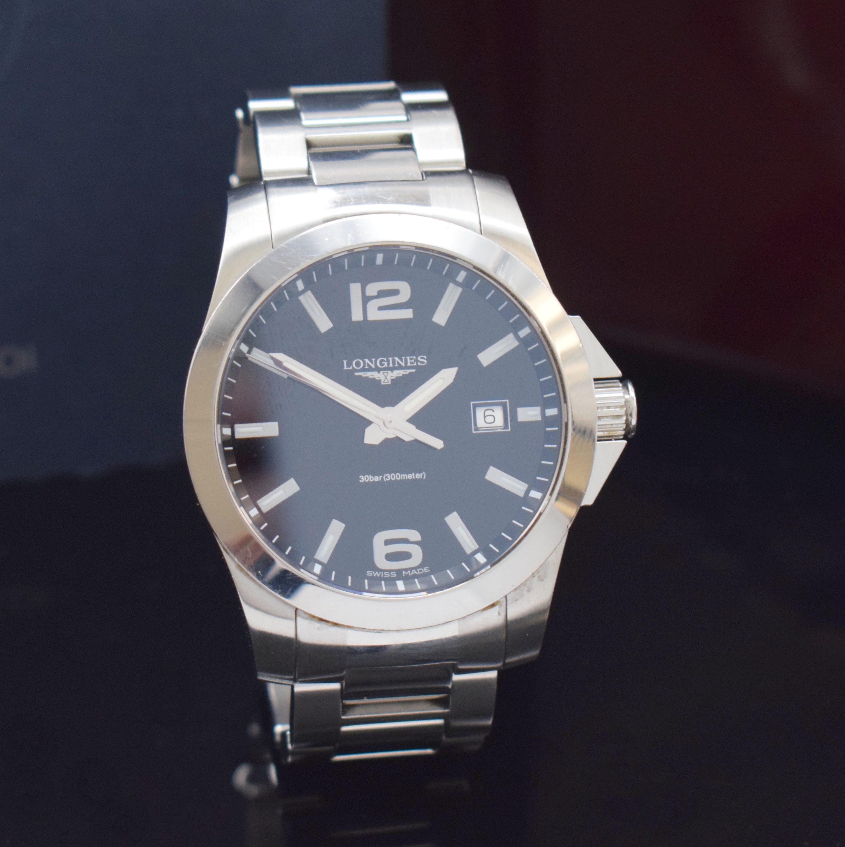 Detail b: LONGINES Herrenarmbanduhr Serie Conquest Referenz L3.659.4, Schweiz um 2013, quarz, Edelstahlgeh. inkl. Gliederband m. dopp. Faltschl., Boden und ...