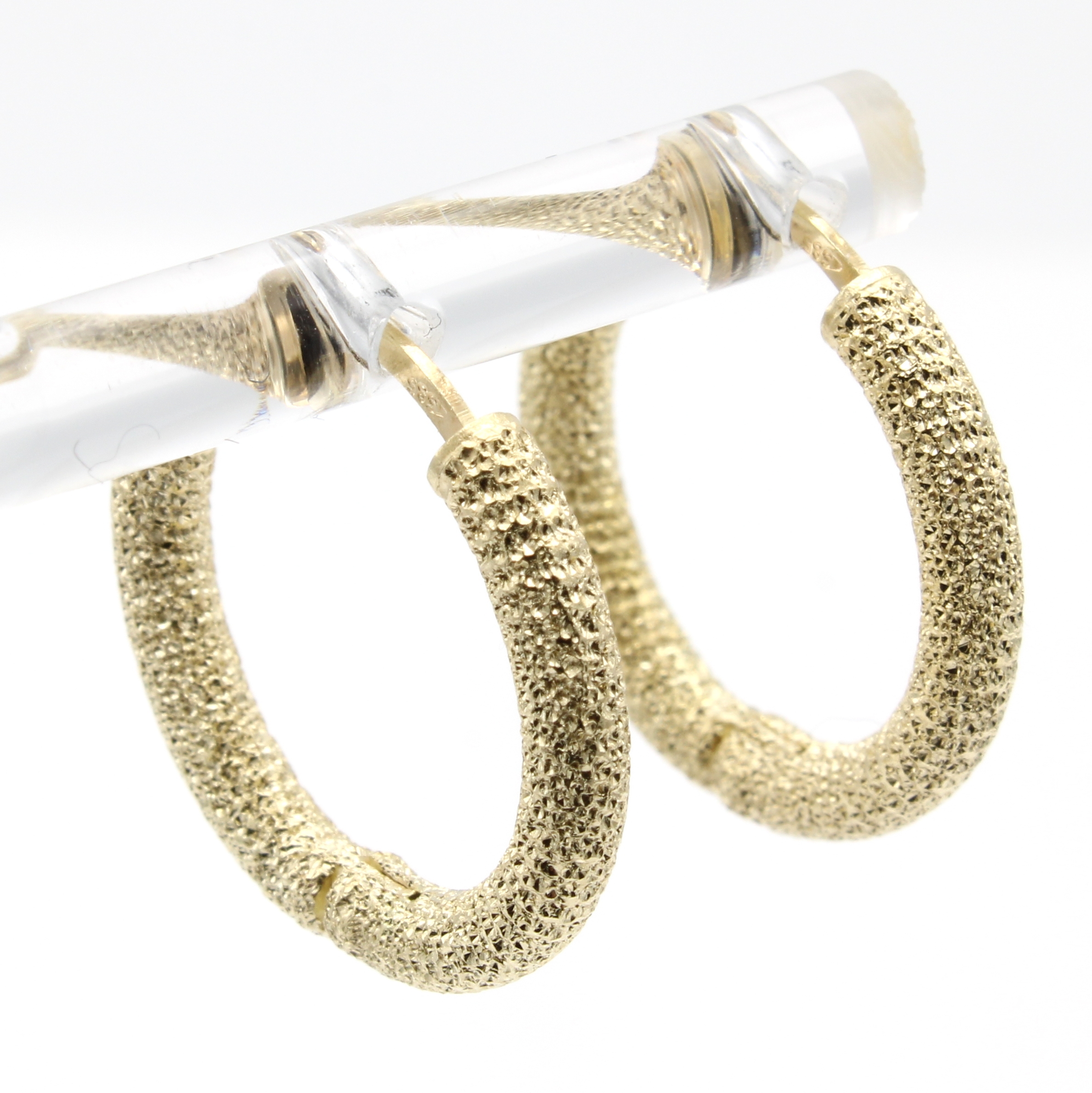 Image 26896623 - Paar Creolen, GG 585/000, z.T. satiniert, D.ca. 15 mm