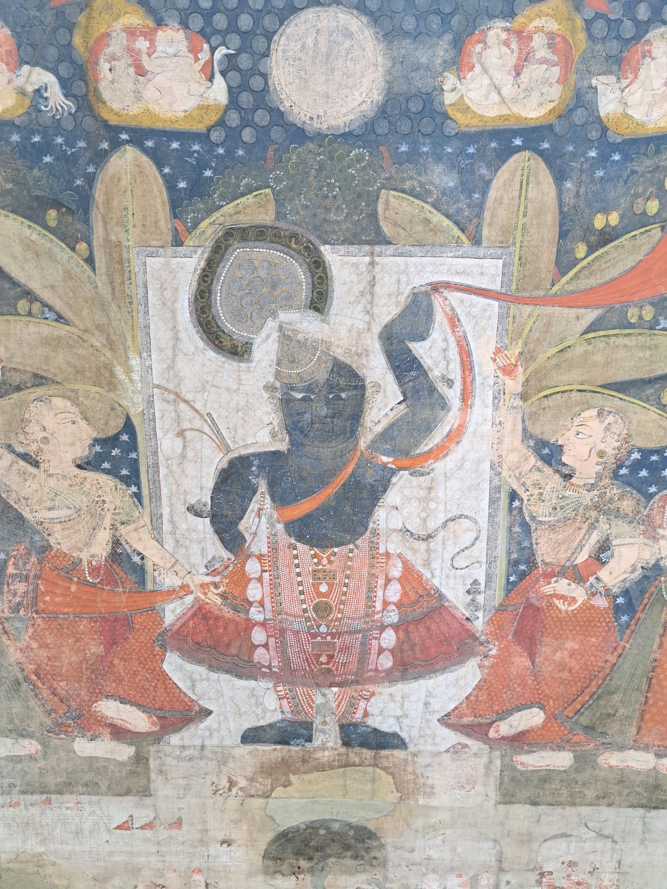Detail f: Pichvai, Indien, wohl Rajasthan, 19.Jh., Öl/Lwd., doubliert, Darstellung der Verehrung des Sri Natji, schmaler Rahmen 134x145 cm
