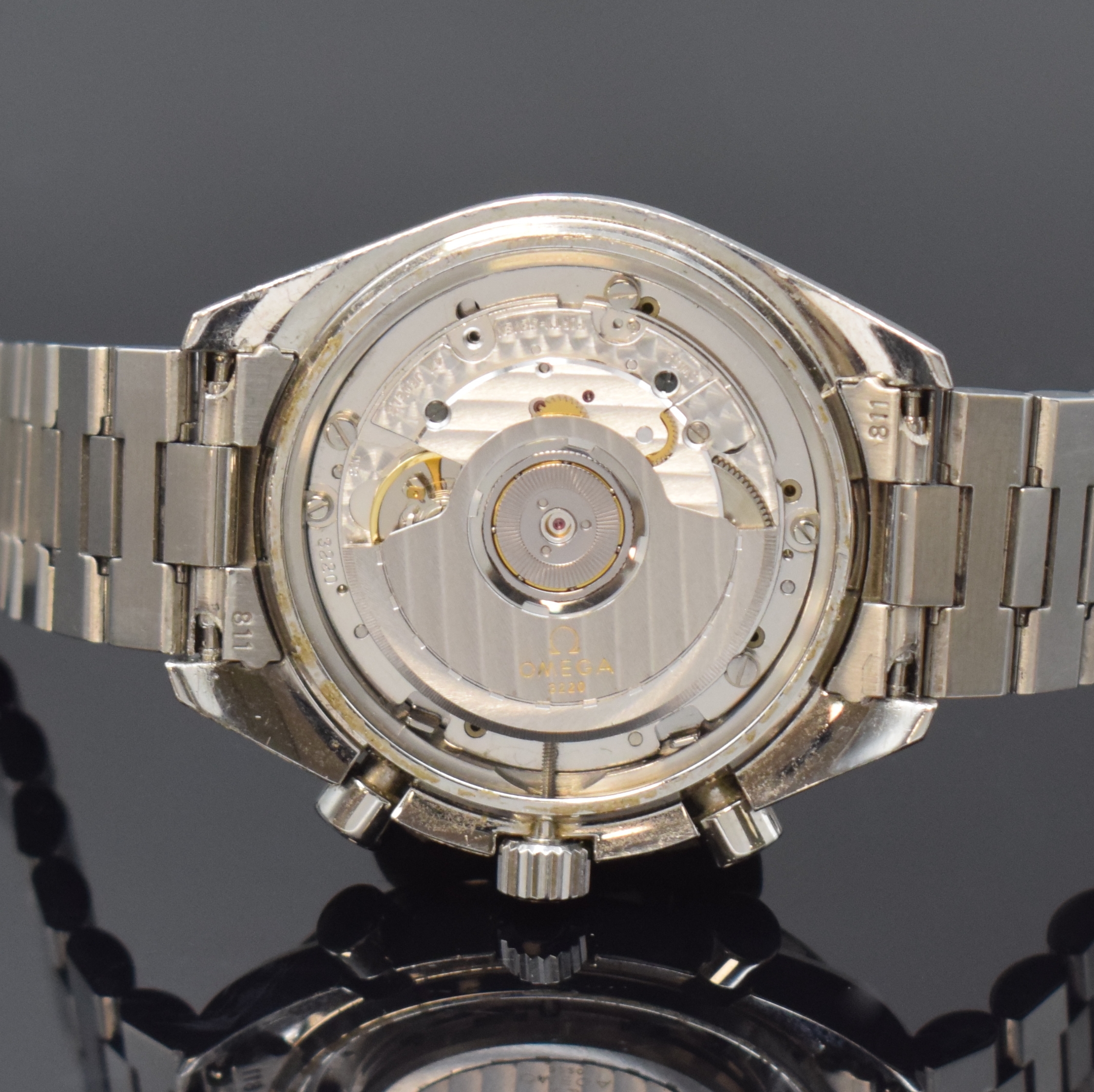 Detail f: OMEGA Armbandchronograph Speedmaster Referenz 175.0032 in Stahl, Schweiz um 1990, Automatik, Boden aufgedr., orig. Gliederband m. Faltschl., Lünette ...