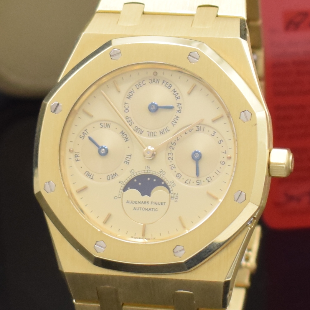 Detail a: AUDEMARS PIGUET hochfeine und extrem seltene, astronomische Herrenarmbanduhr Royal Oak mit ewigem Kalender Referenz 25654BA Nummer 302,Automatik, ...
