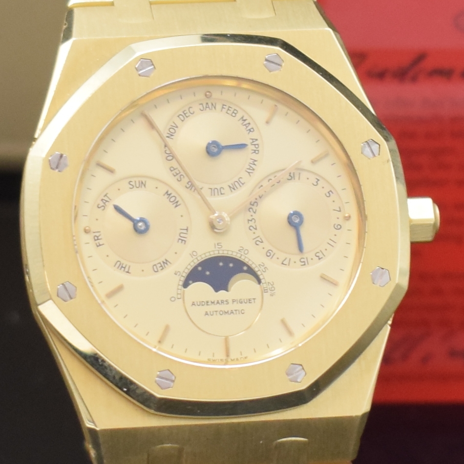 Detail c: AUDEMARS PIGUET hochfeine und extrem seltene, astronomische Herrenarmbanduhr Royal Oak mit ewigem Kalender Referenz 25654BA Nummer 302,Automatik, ...