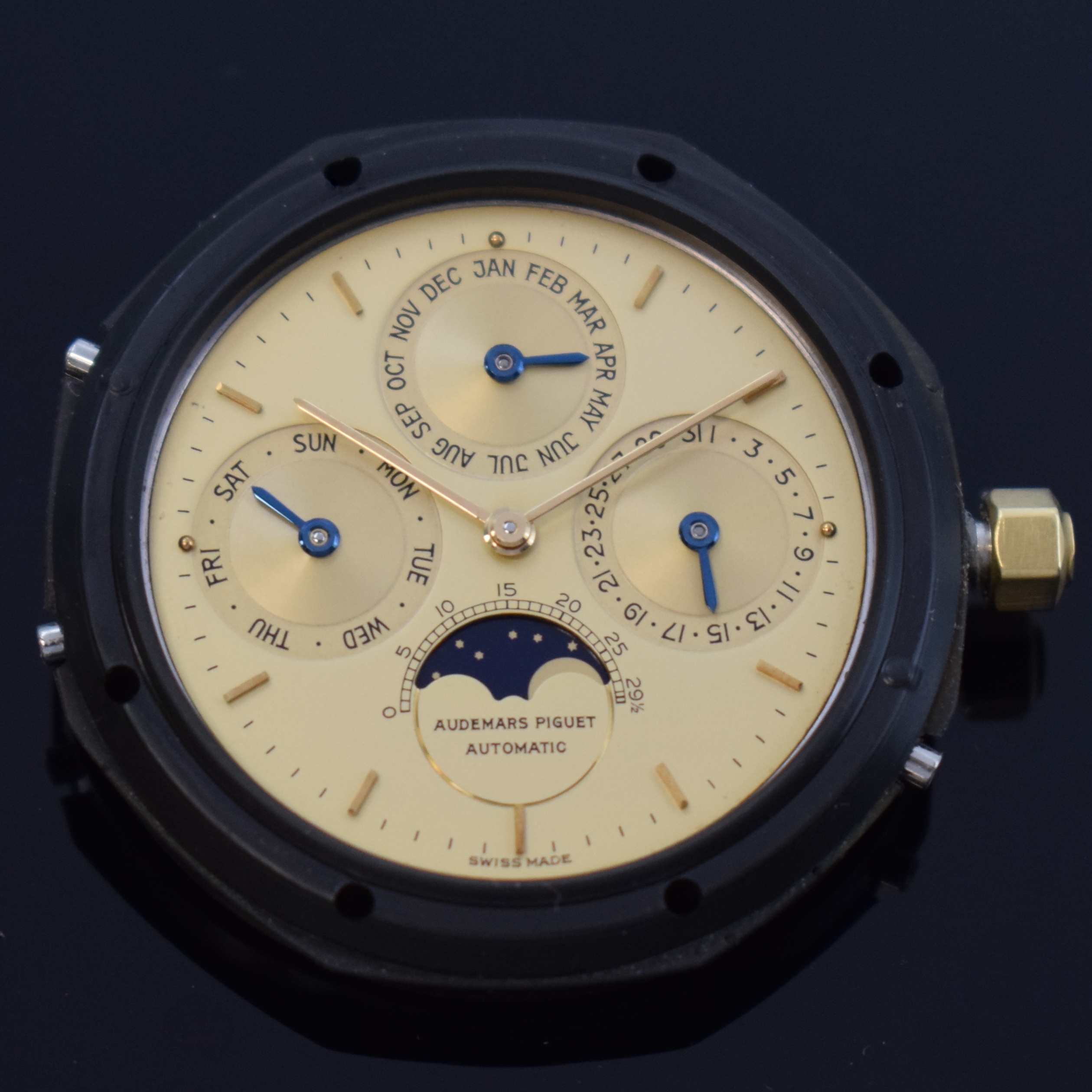 Detail l: AUDEMARS PIGUET hochfeine und extrem seltene, astronomische Herrenarmbanduhr Royal Oak mit ewigem Kalender Referenz 25654BA Nummer 302,Automatik, ...