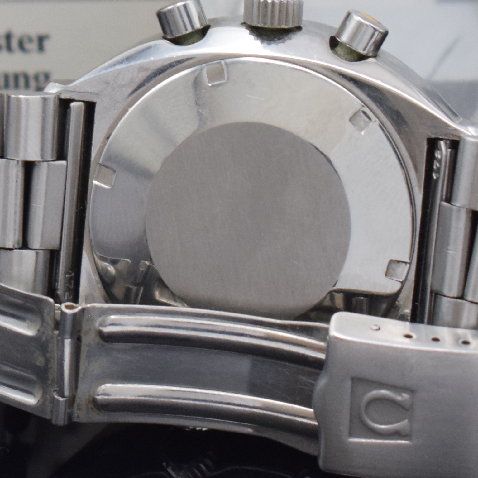 Detail f: OMEGA Flightmaster Armbandchronograph Referenz 145.036, Schweiz um 1973, Handaufzug, massiv. Edelstahlgeh. inkl. neutr. Gliederband m. Faltschl., ...