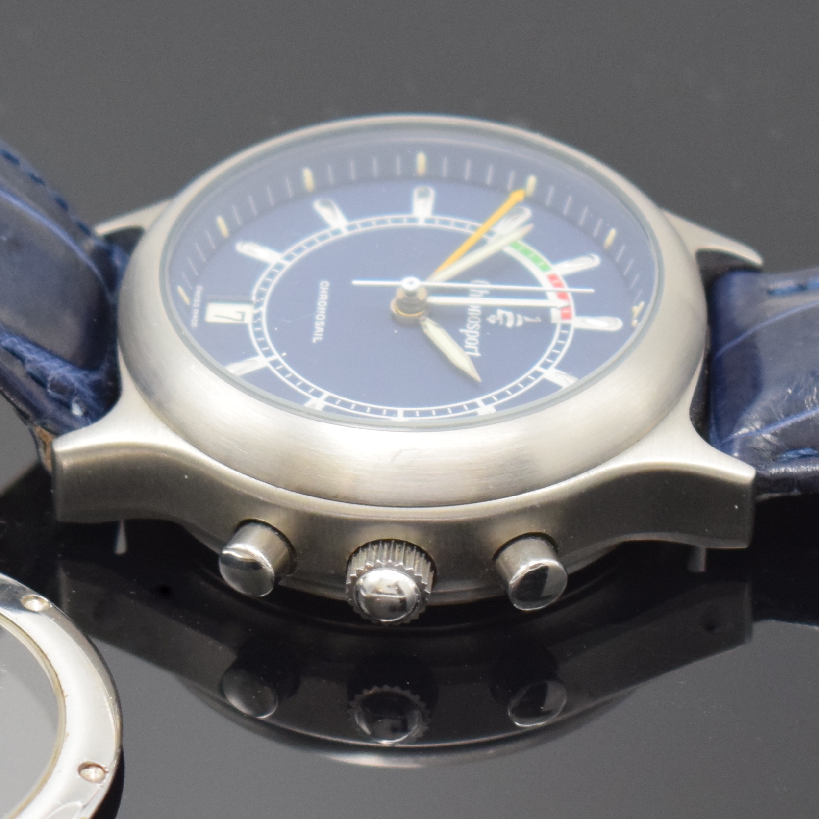 Detail e: CHRONOSPORT Chronosail Herrenarmbanduhr mit Regatta-Chronograph Modell 400, Handaufzug, Schweiz um 1997, Edelstahlgeh. inkl. orig. Lederband m. orig. ...